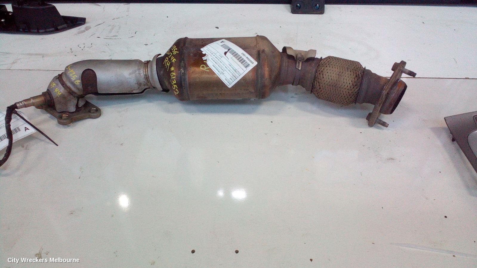 HOLDEN COMMODORE CATALYTIC CONVERTER, MANIFOLD-CAT TYPE, 3.0, LFW, RH SIDE, VF, 05/2013 - 12/2017 - Image 1
