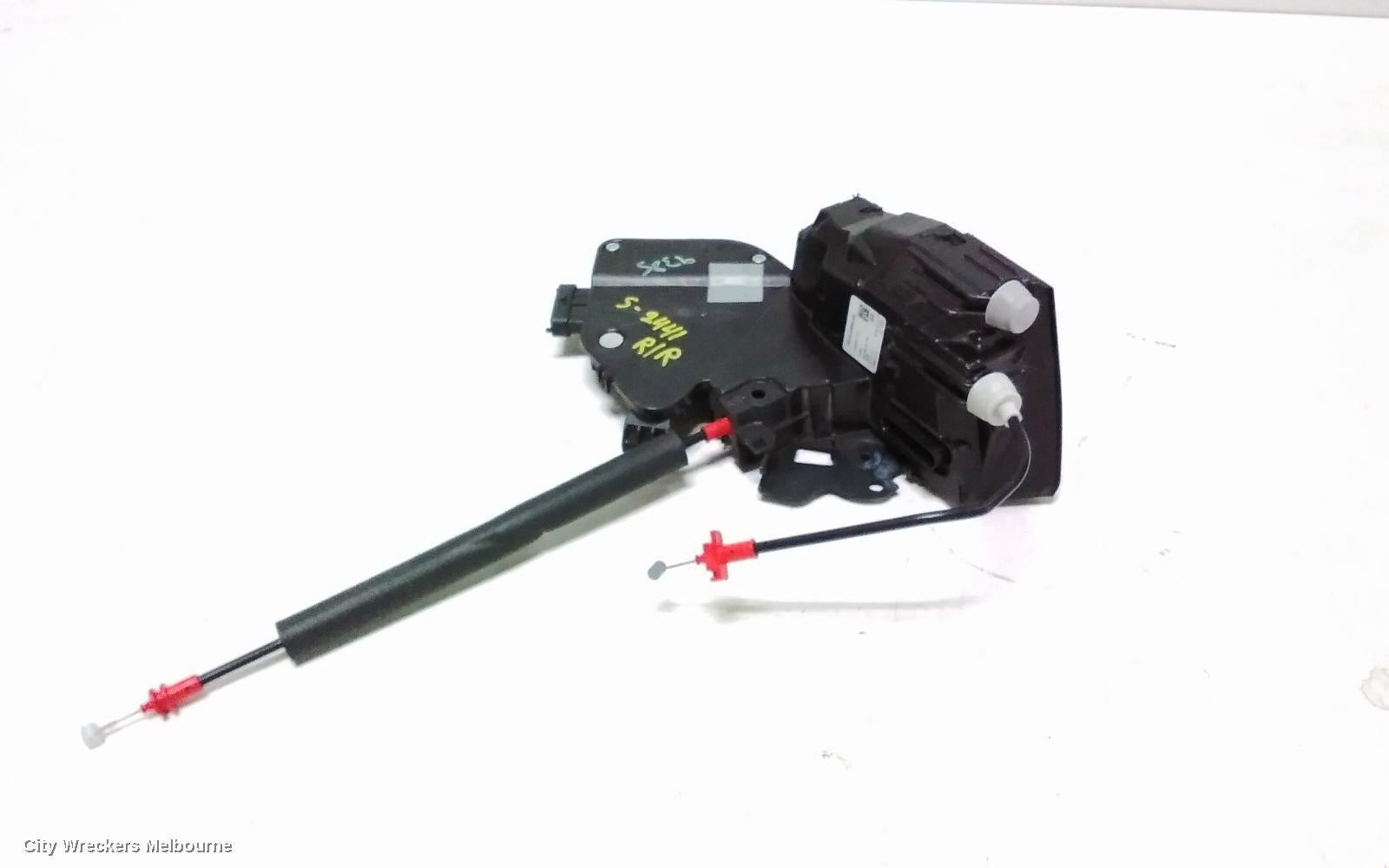 LAND ROVER DISCOVERY SPORT DOOR/BOOT/GATE LOCK, RIGHT REAR DOOR LOCK, L550, 01/2015 ONWARDS - Image 1