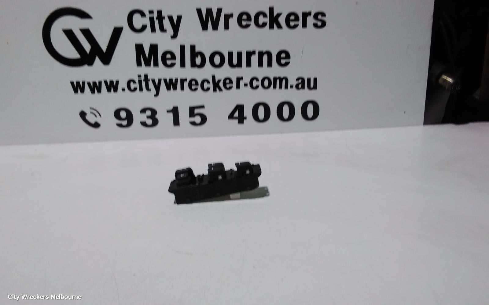 HYUNDAI VELOSTER PWR DR WIND SWITCH, RH FRONT (MASTER SWITCH), FS, TURBO, 07/2012 - 02/2018 - Image 2