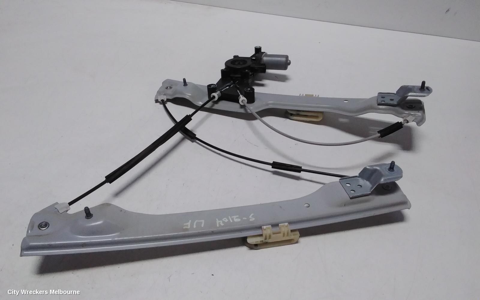HOLDEN EQUINOX LEFT FRONT WINDOW REG/MOTOR, EQ, 09/2017 - 12/2020 - Image 3