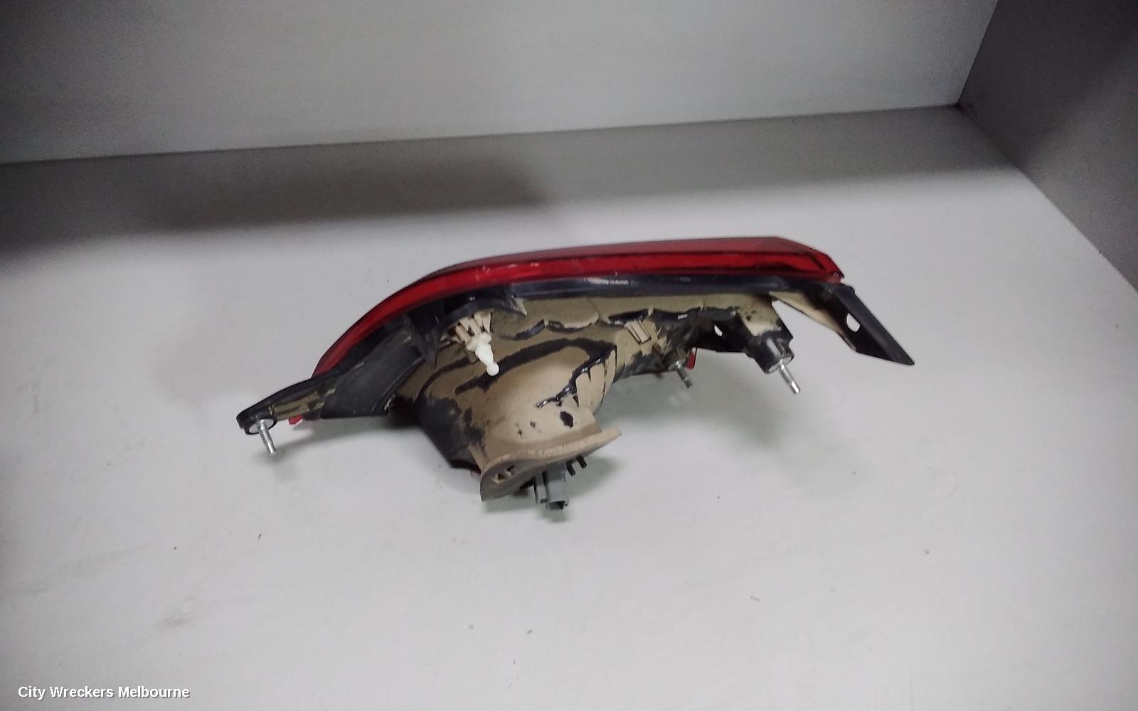 SUBARU OUTBACK REAR GARNISH, TAILGATE LAMP (LH SIDE), 6TH GEN, 08/2014 ONWARDS - Image 3