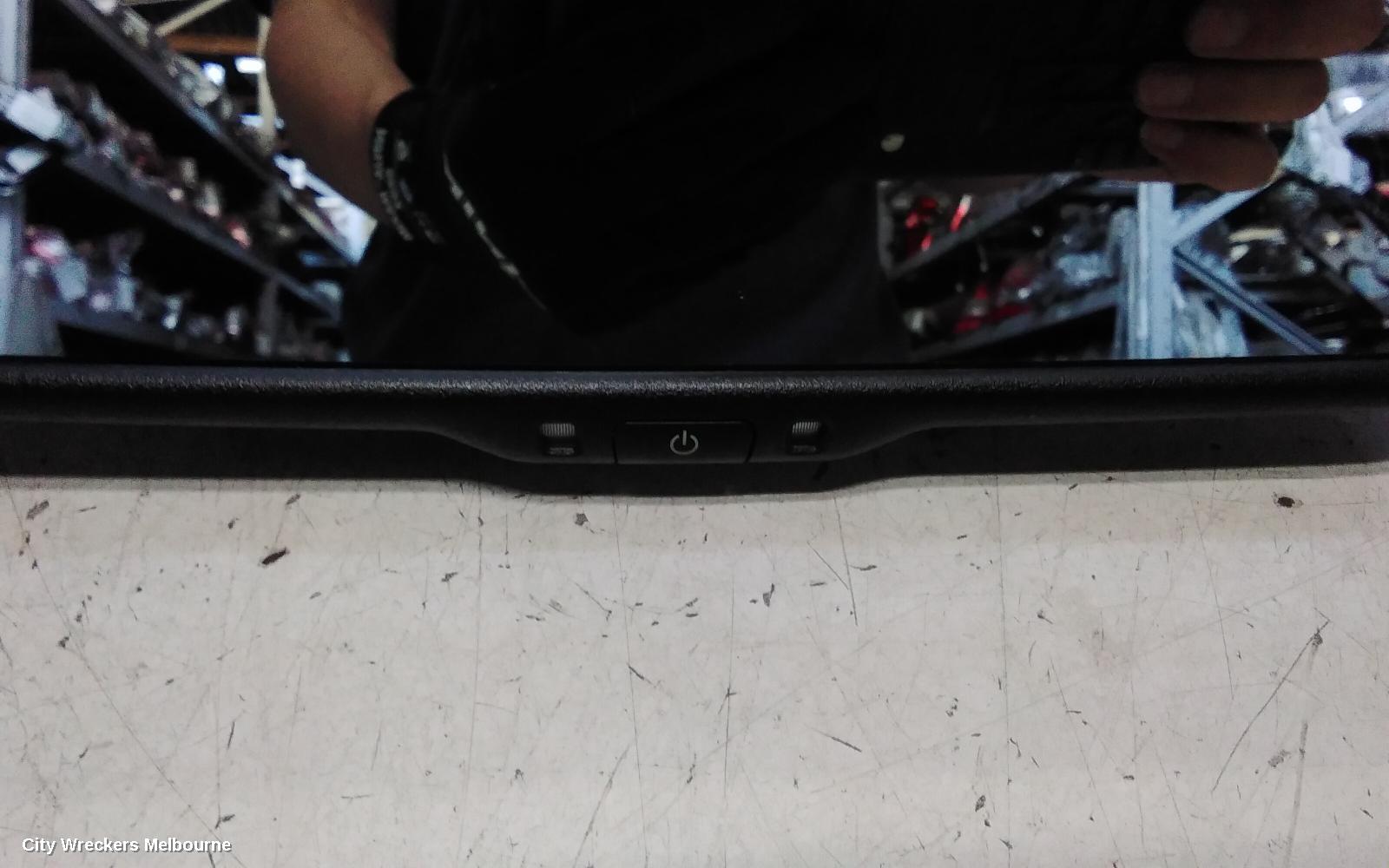 KIA SORENTO INTERIOR MIRROR, AUTO-TINTING TYPE, SLI/PLATINUM, UM, 03/2015 - 01/2020 - Image 2