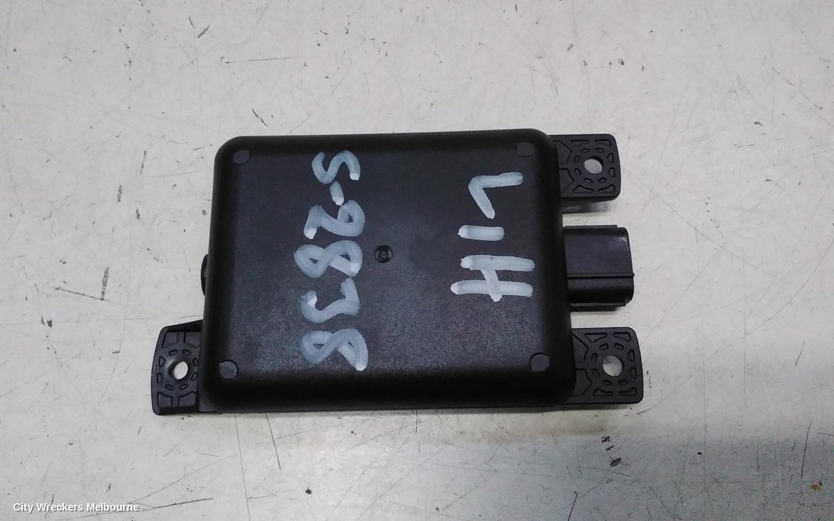 SUZUKI VITARA REVERSE CAMERA, BLIND SPOT MONITOR SENSOR (LH REAR BEHIND BUMPER), VITARA, LY (VIN TSM), 06/2015 ONWARDS - Image 1