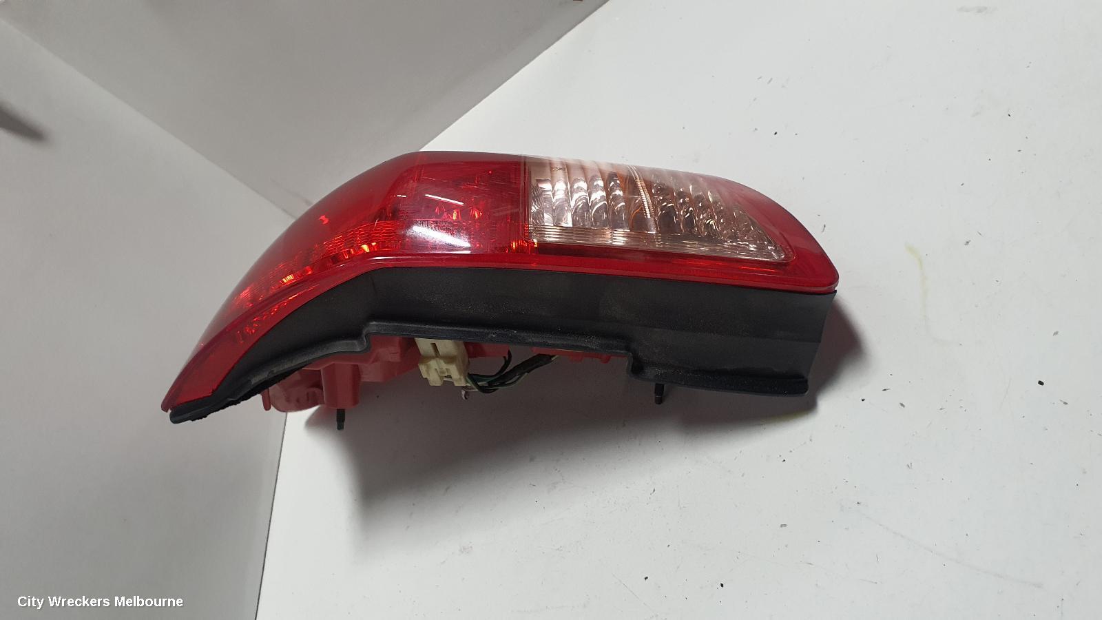 TOYOTA RAV4 RIGHT TAILLIGHT, ACA33, 11/2005 - 08/2008 - Image 3