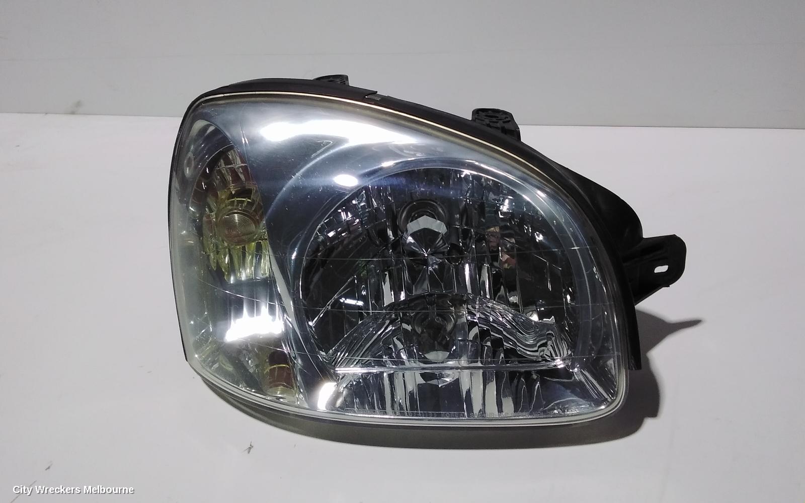 HYUNDAI SANTA FE RIGHT HEADLAMP, SM, 11/2000 - 09/2003 - Image 2