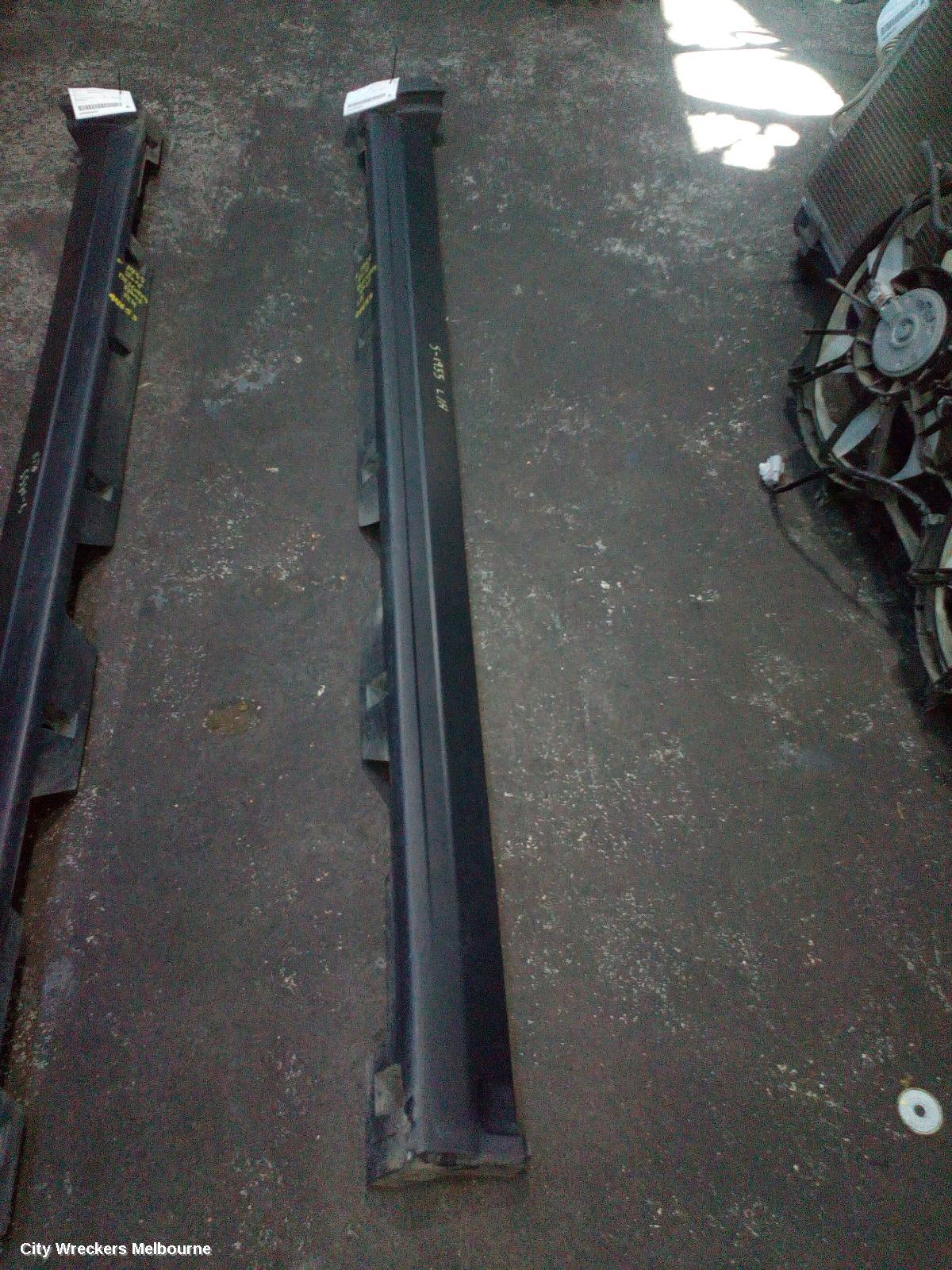 LAND ROVER DISCOVERY SPORT SIDE STEP/SKIRT, L550, 01/2015 ONWARDS - Image 1