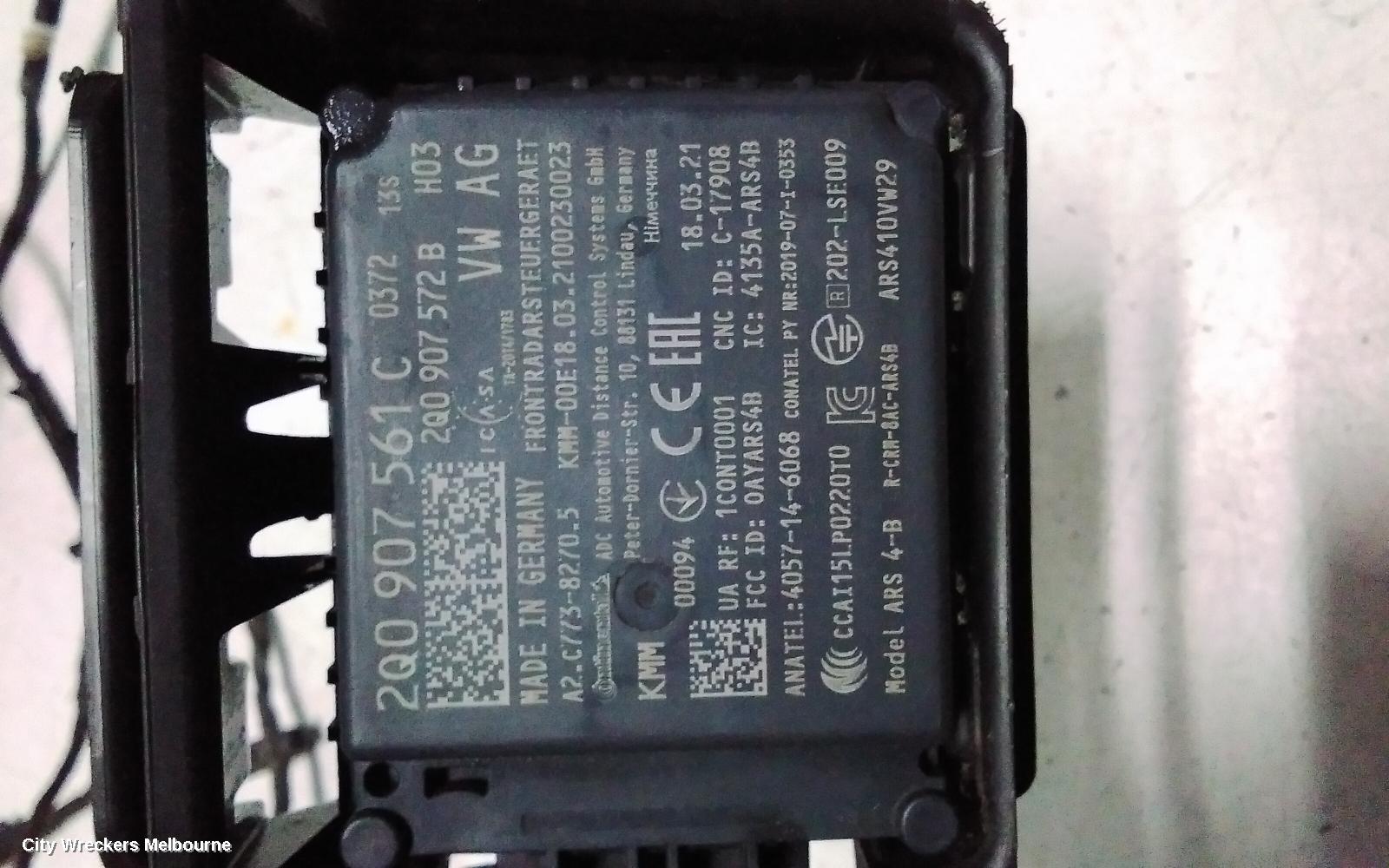 VOLKSWAGEN CRAFTER REVERSE CAMERA, SY1, FRONT RADAR SENSOR (GRILLE MOUNTED), 07/2019 - 10/2021 - Image 2