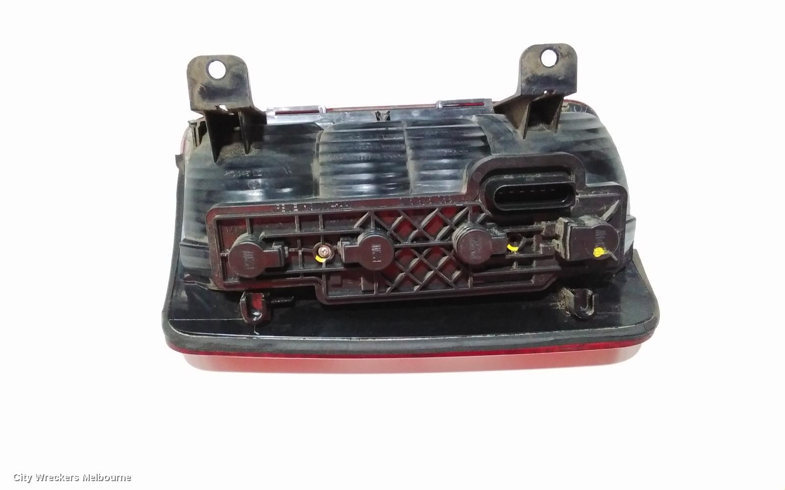 VOLKSWAGEN CADDY RIGHT TAILLIGHT, 2K, 08/2010 - 06/2015 - Image 2