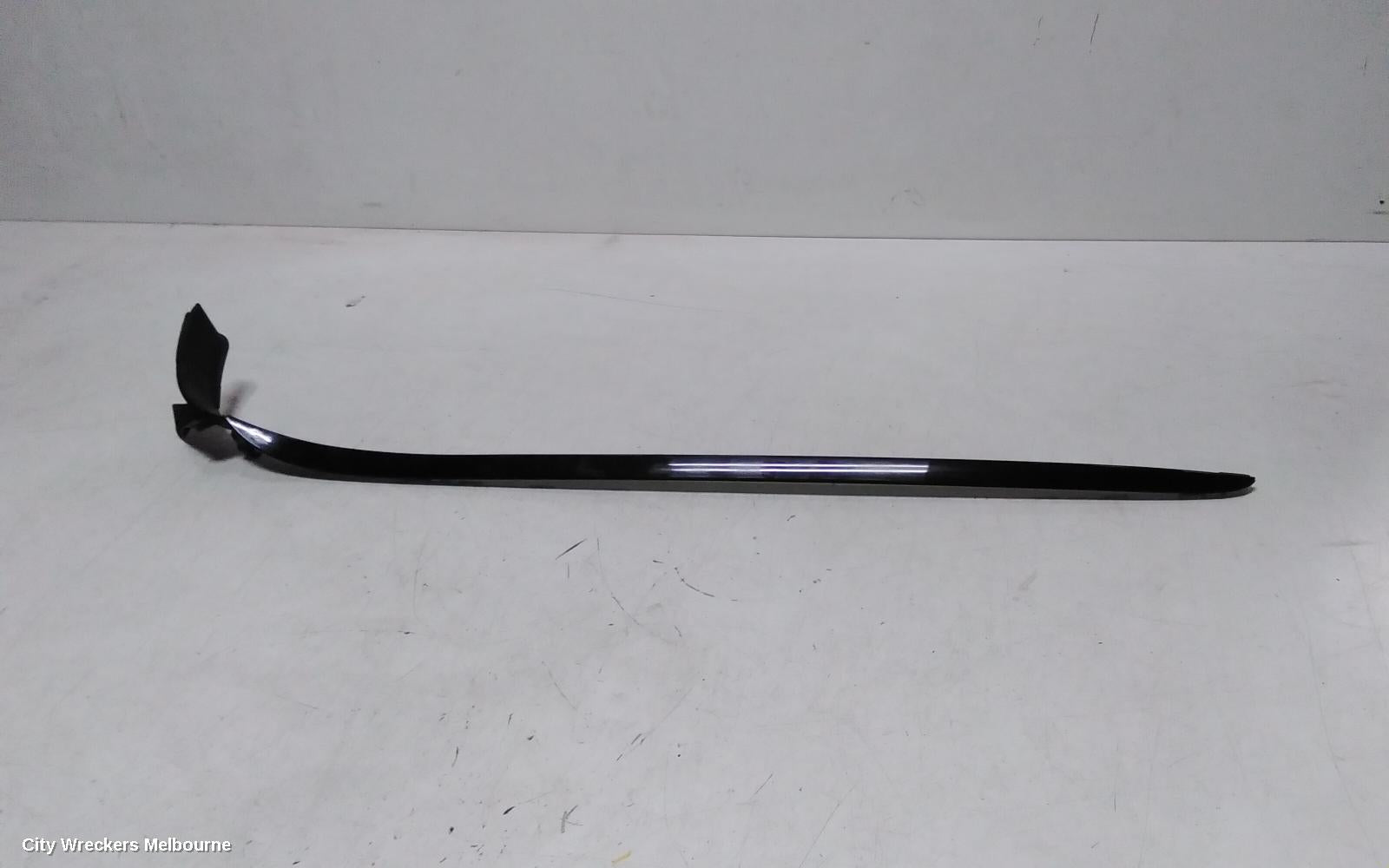 GENESIS GV70 TRIM PANEL, JK, 03/2021 ONWARDS - Image 3