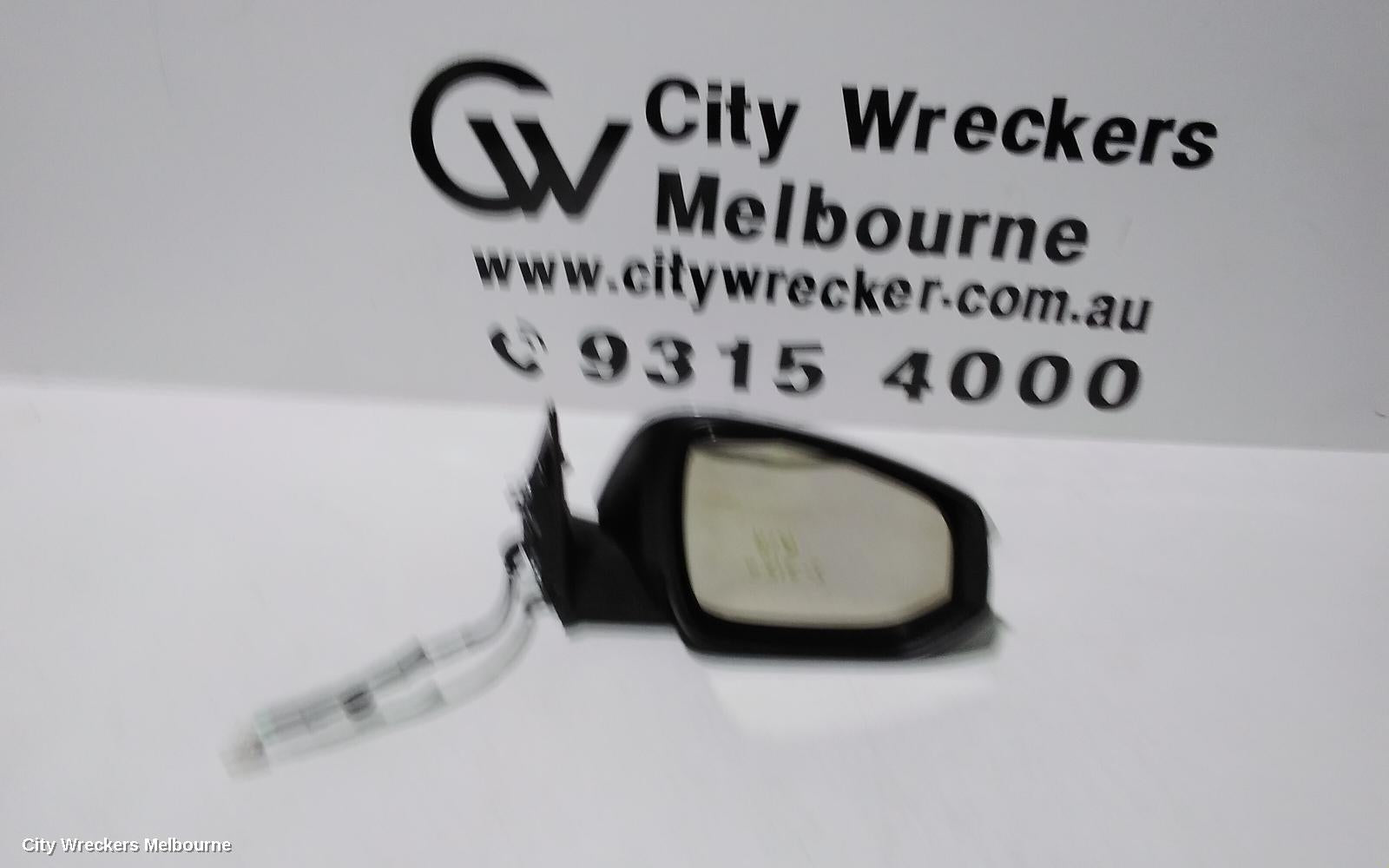TOYOTA KLUGER RIGHT DOOR MIRROR, GSU50/GSU55, GX/GXL, NON HEATED, NON MEMORY FUNCTION & NON BLIND SPOT, 03/2014 - 10/2016 - Image 2