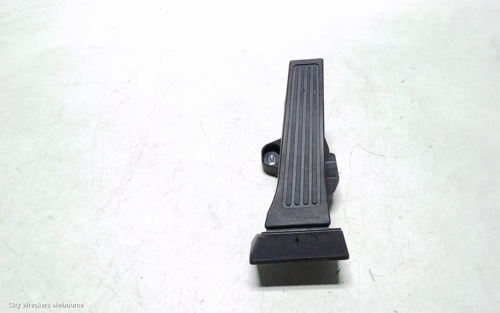 HYUNDAI TUCSON PEDAL ASSEMBLY, ACCELERATOR PEDAL (ELECTRONIC), 2.0, G4NC, PETROL, TL, 07/2015 - 01/2021 - Image 2