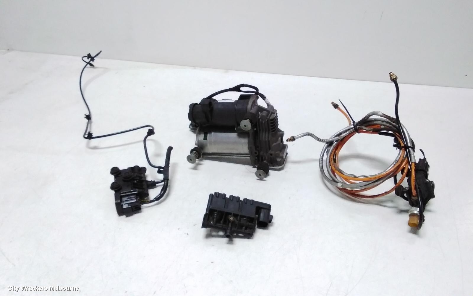LAND ROVER RANGEROVER SPORT AIR RIDE COMPRESSOR, AIR COMPRESSOR, L320, 01/2010 - 12/2013 - Image 1