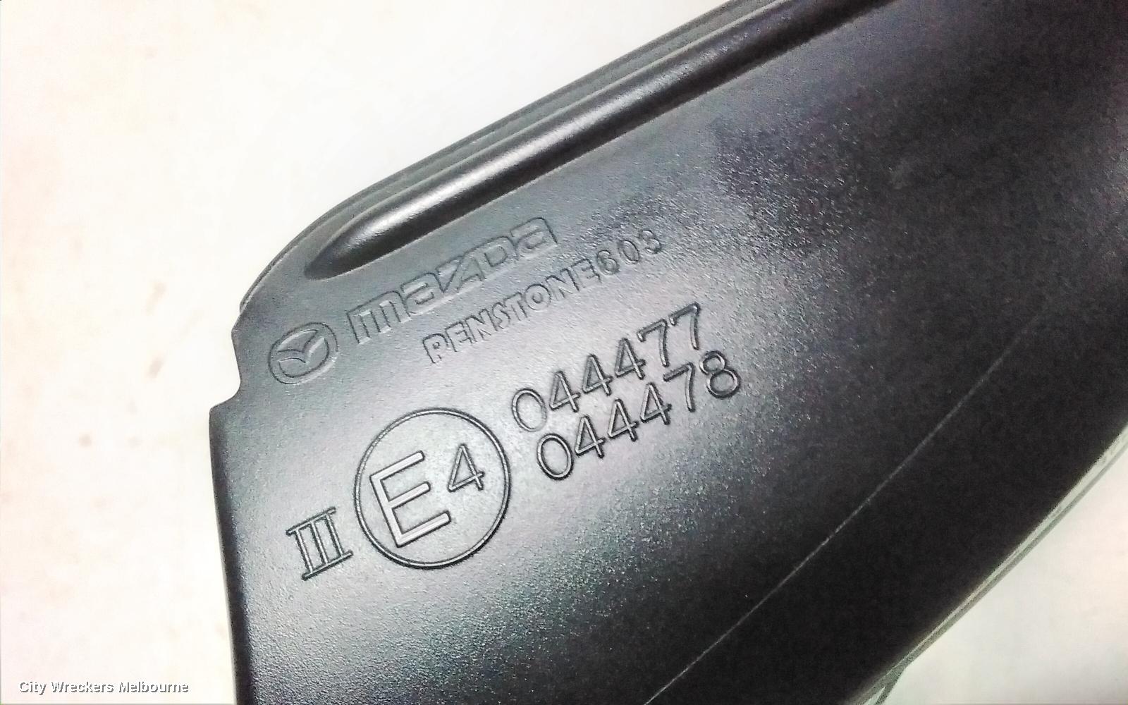 MAZDA 2 RIGHT DOOR MIRROR, DJ/DL, HATCH/SEDAN, POWER FOLD, NON BLIND SPOT TYPE, 01/2017 - 10/2019 - Image 3