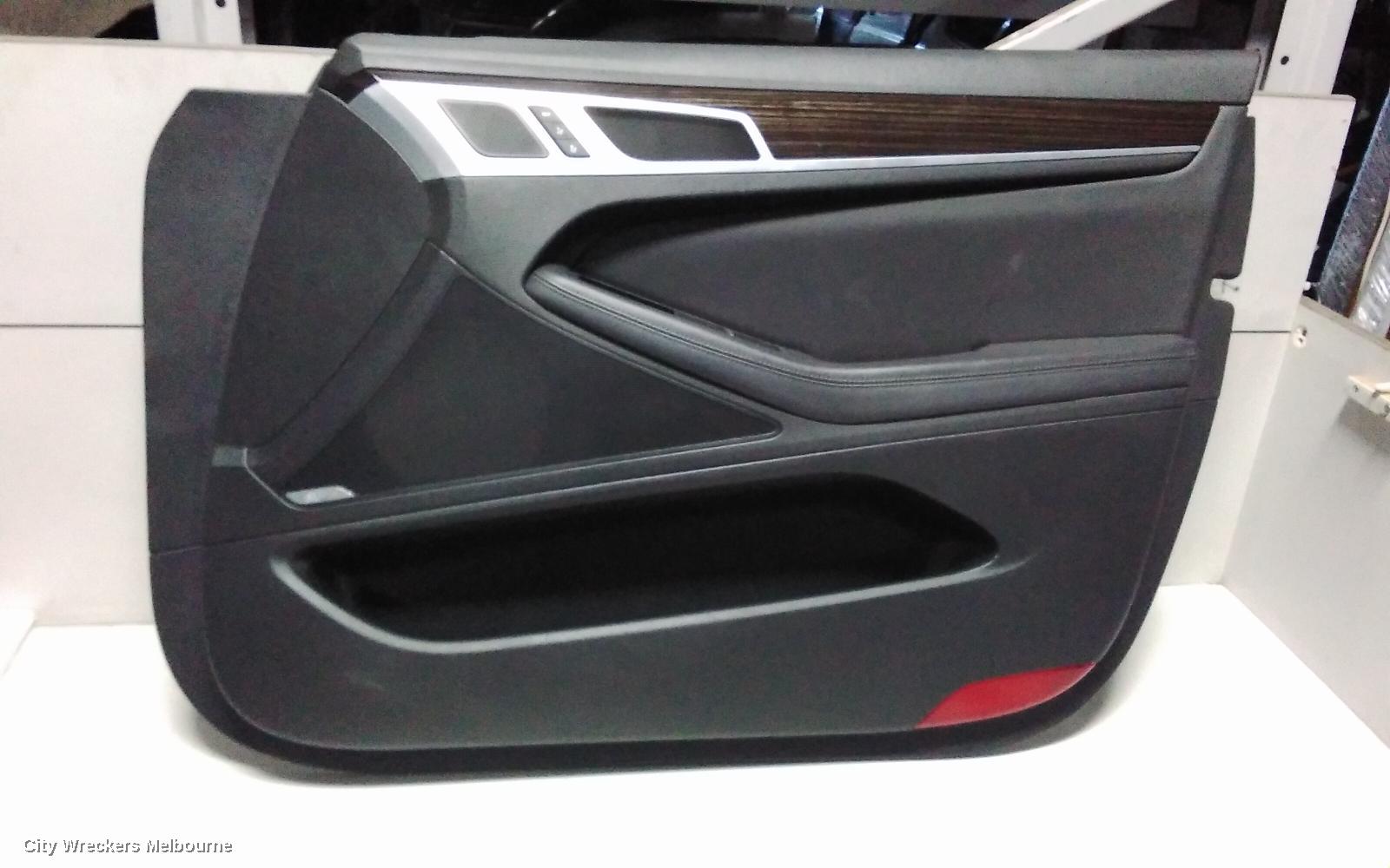 HYUNDAI GENESIS DOOR TRIM, RH FRONT, DH, SENSORY & ULTIMATE PACK TYPE, 11/2014 - 01/2018 - Image 1