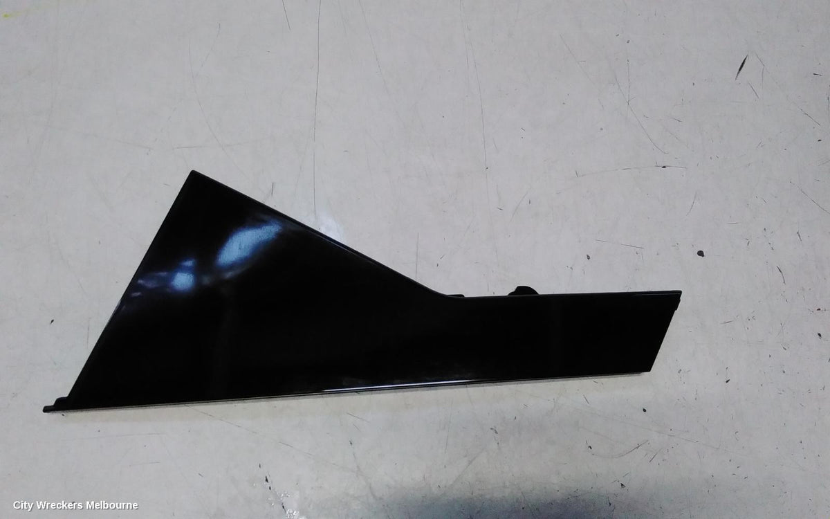 KIA SORENTO DOOR MOULD, LHR REAR MOULD: 139639, LH REAR, MQ4, 02/2020 ONWARDS - Image 2