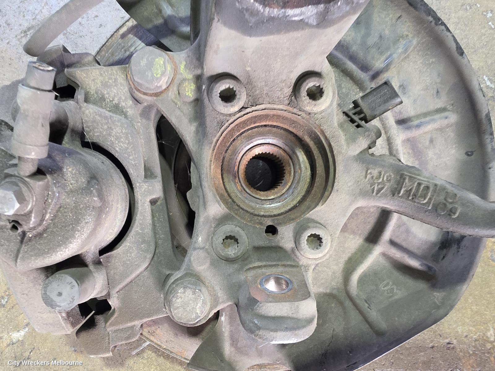VOLKSWAGEN GOLF RIGHT FRONT HUB ASSEMBLY, GEN 6, 4 BOLT TYPE, 03/2009 - 05/2015 - Image 2