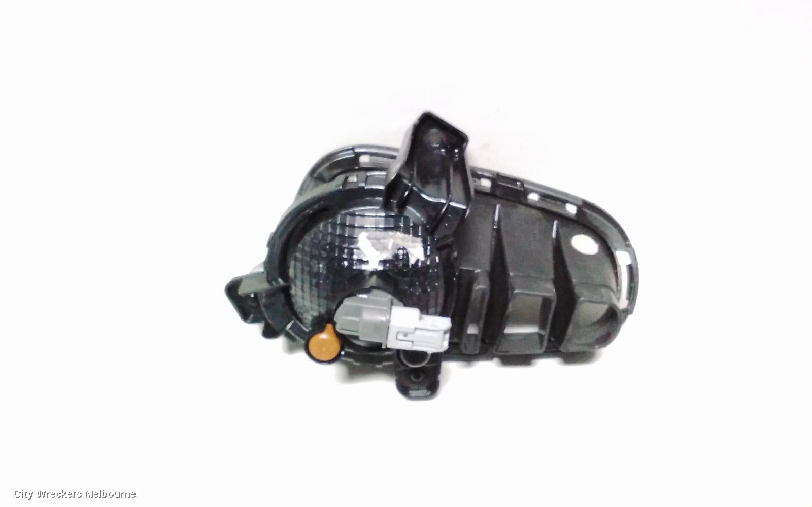KIA RIO LEFT INDICATOR/FOG/SIDE, BUMPER FOGLAMP, YB, PROJECTOR TYPE, 12/2016 ONWARDS - Image 3