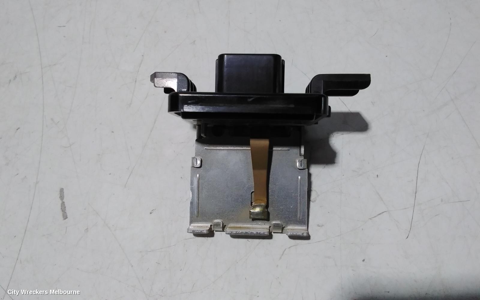 MITSUBISHI TRITON FAN SPEED RESISTOR, MQ-MR, 03/2015 - 10/2023 - Image 3