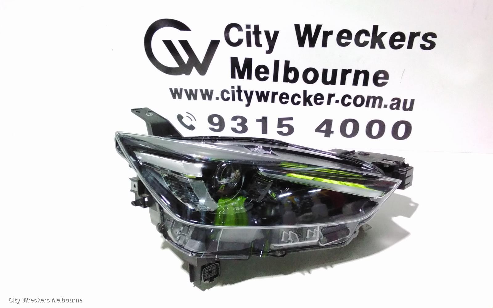MAZDA CX3 RIGHT HEADLAMP, DK, W/ LED, NON ADAPTIVE TYPE, PART# D4BP, 04/2020 ONWARDS - Image 1