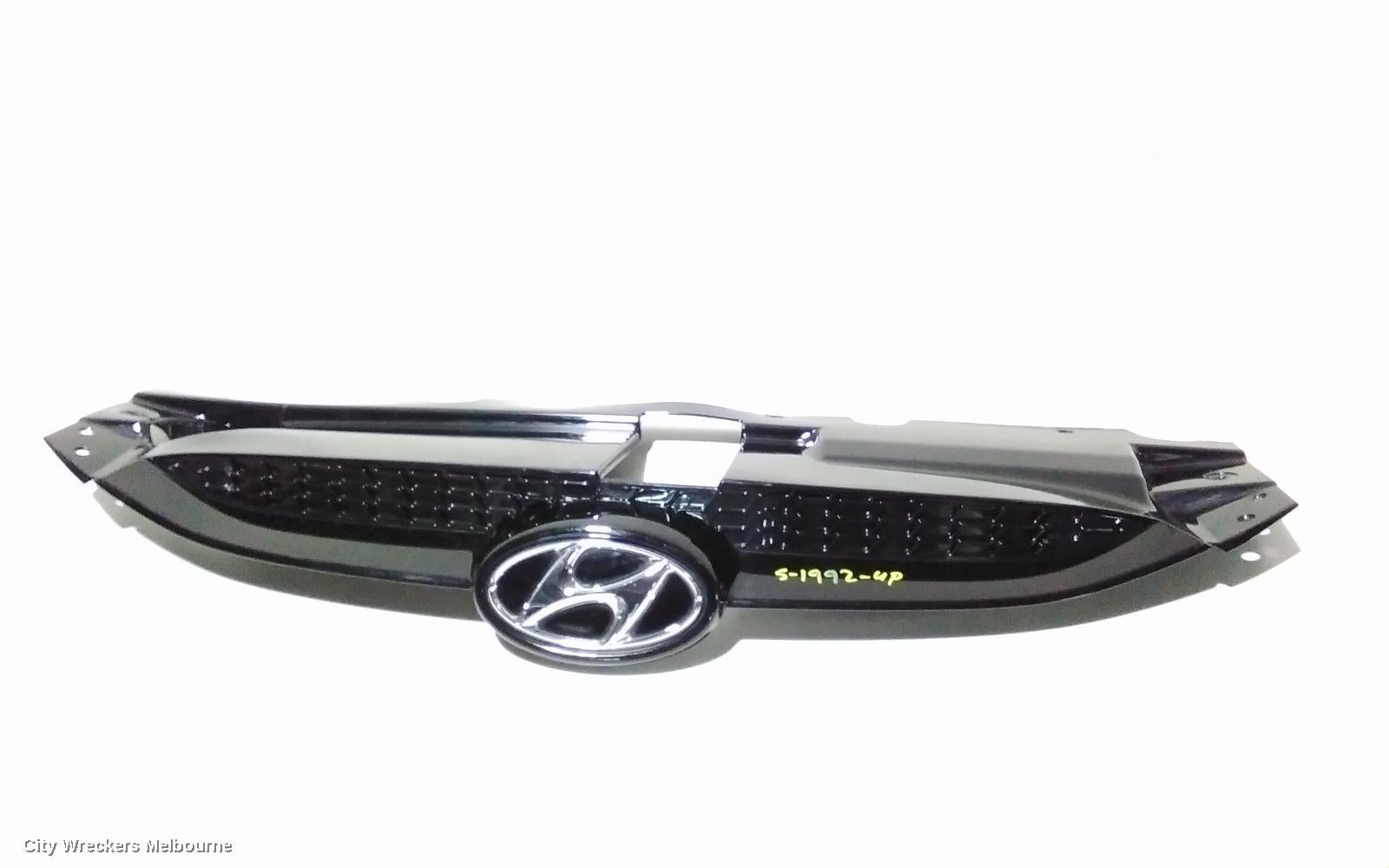 HYUNDAI IX35 GRILLE, BUMPER GRILLE, LM SERIES, ELITE/HIGHLANDER, 11/2009 - 01/2016 - Image 3