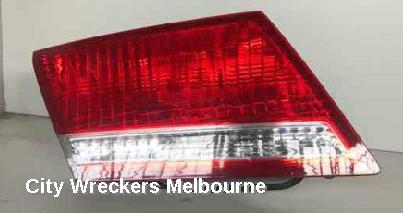 HONDA ODYSSEY REAR GARNISH, TAILGATE LAMP (LH SIDE), RB, 04/2009 - 10/2011 - Image 1