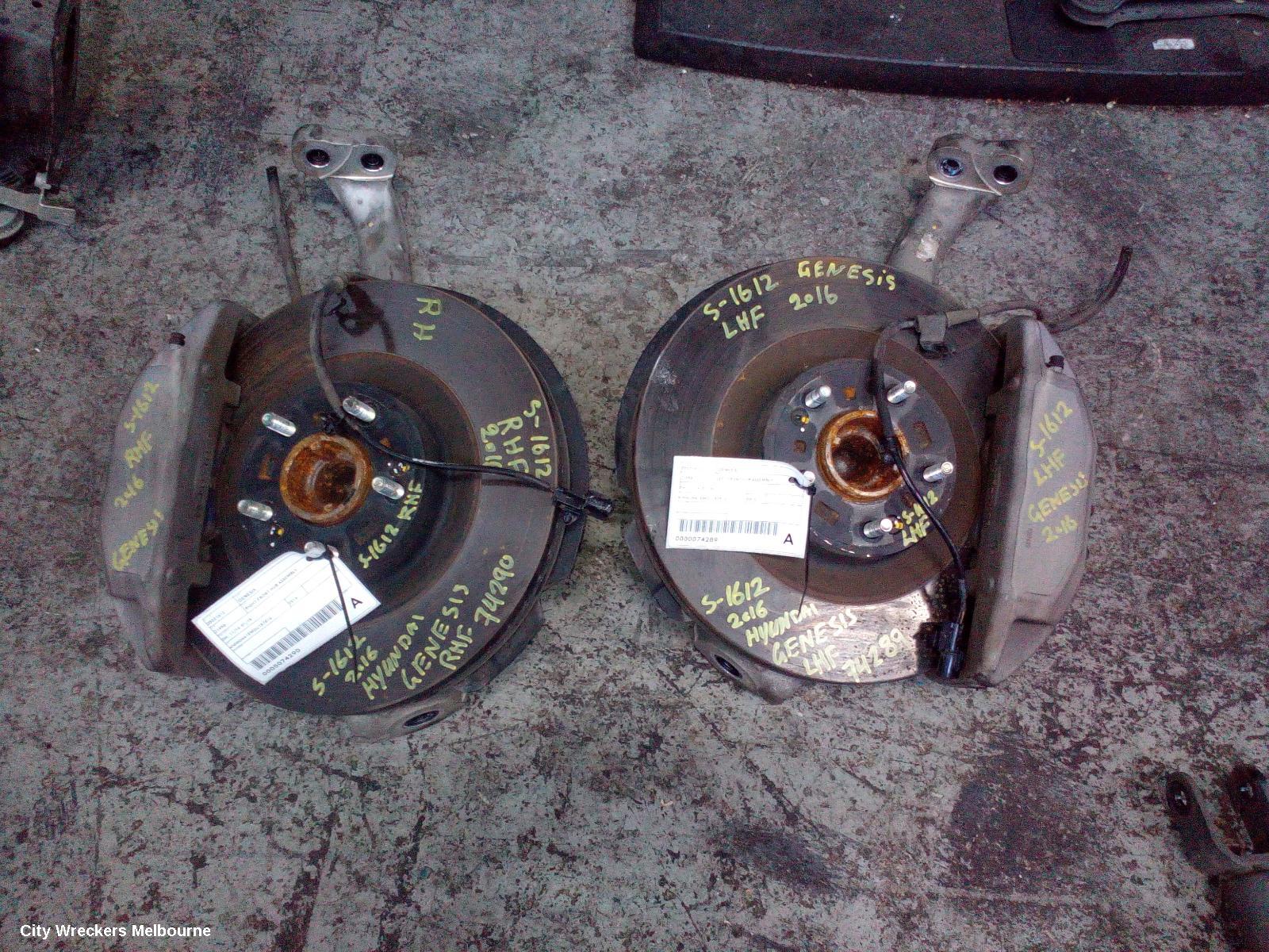 HYUNDAI GENESIS RIGHT FRONT HUB ASSEMBLY, DH, 11/2014 - 01/2018 - Image 3