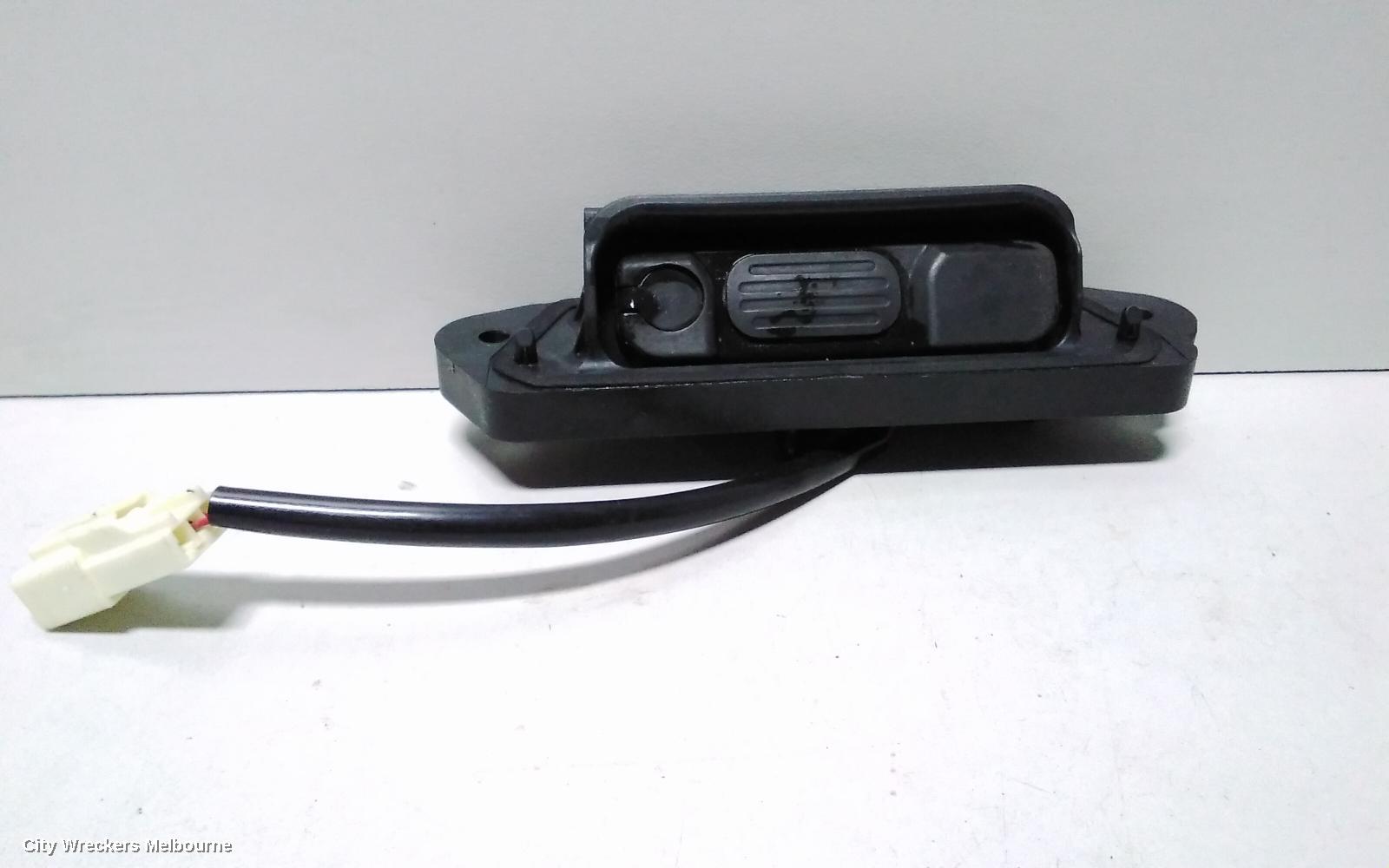 MITSUBISHI OUTLANDER TAILGATE HANDLE, ZK, 04/2015 - 07/2021 - Image 2