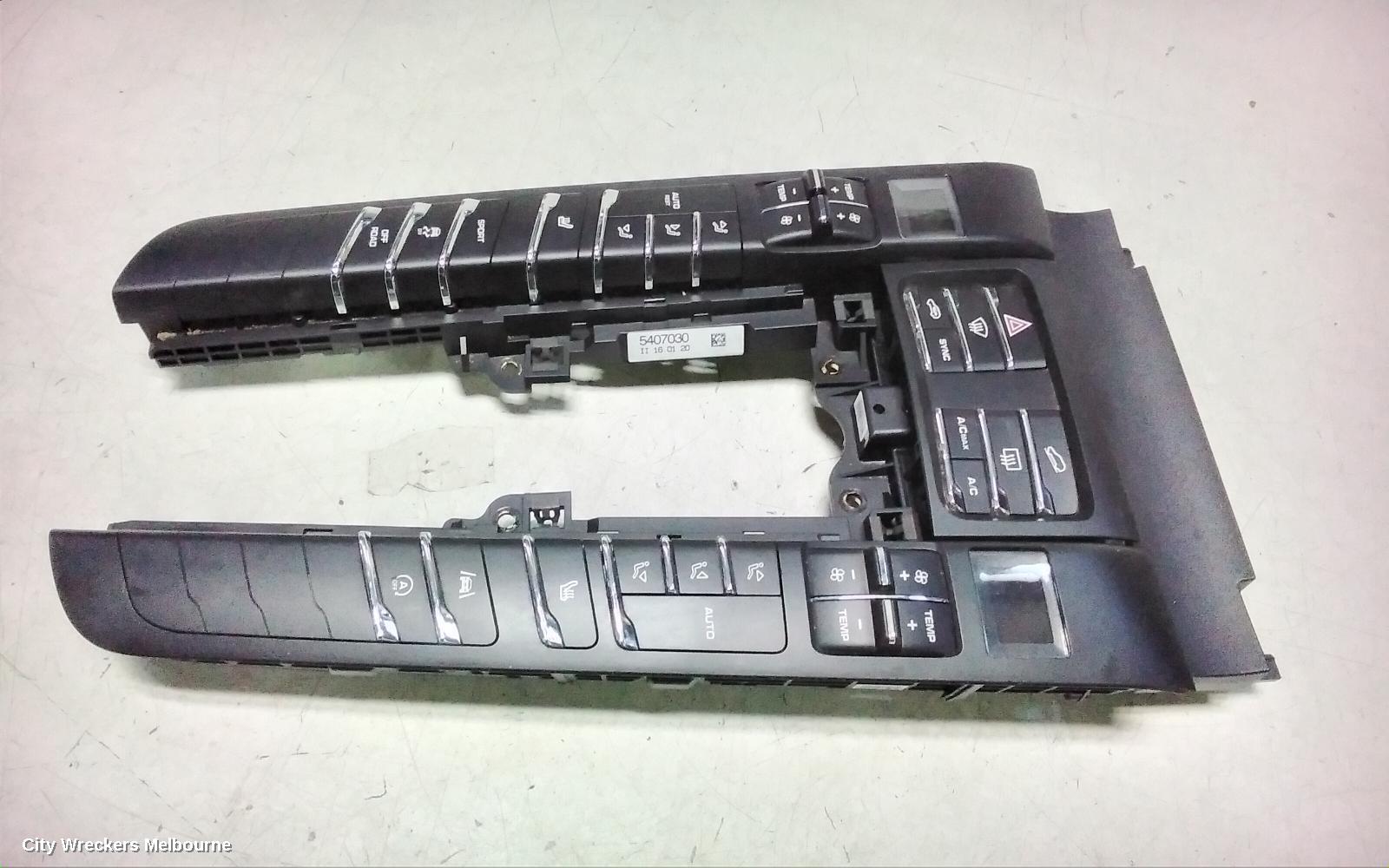PORSCHE MACAN HEATER/AC CONTROLS, 95B, 06/2014 - 12/2025 - Image 2