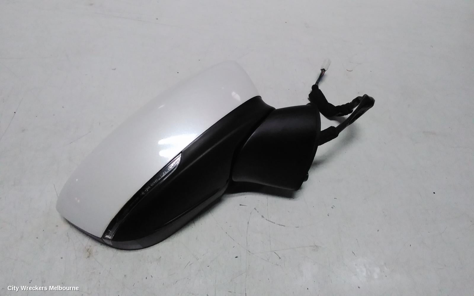 MAZDA 2 RIGHT DOOR MIRROR, DJ/DL, HATCH/SEDAN, POWER FOLD, NON BLIND SPOT TYPE, 01/2017 - 10/2019 - Image 1