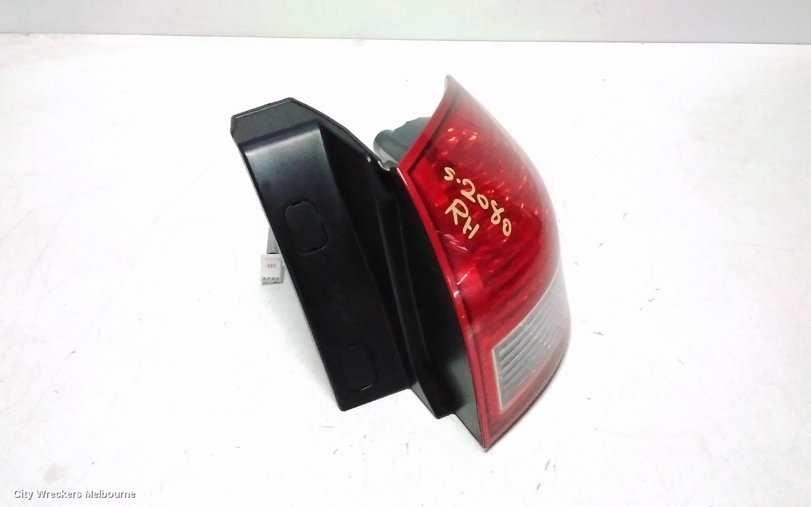 SUBARU TRIBECA RIGHT TAILLIGHT, B9, IN BODY, 12/2007 - 01/2014 - Image 3
