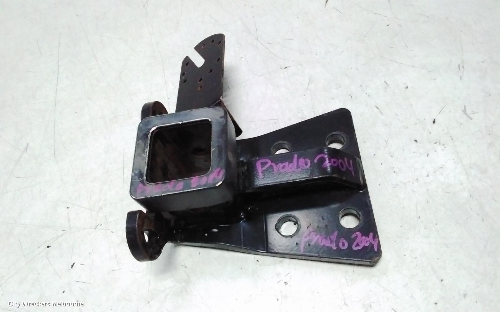 TOYOTA PRADO TOWBAR, GENUINE TYPE, 120 SERIES, 02/2003 - 10/2009 - Image 2