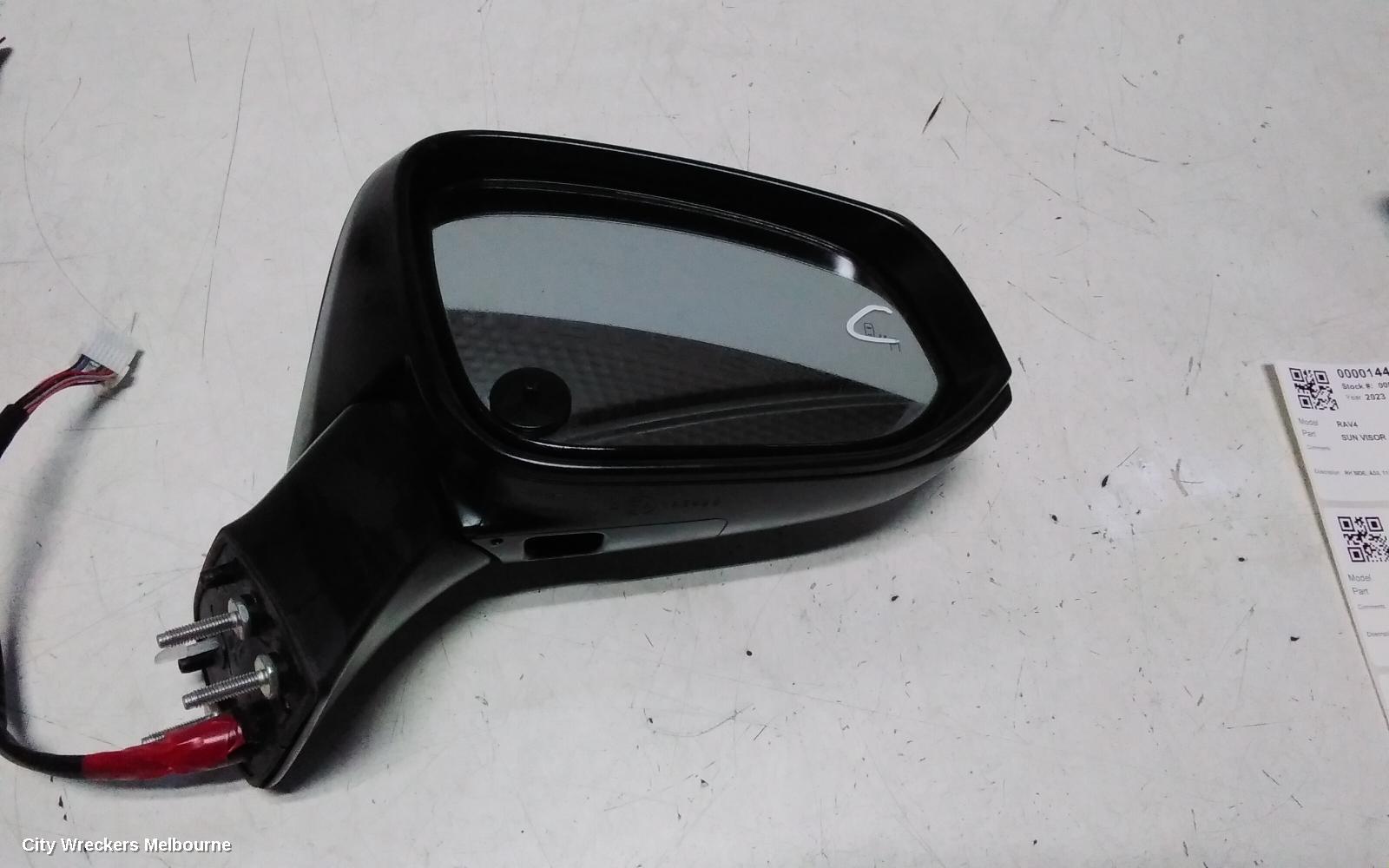 TOYOTA RAV4 RIGHT DOOR MIRROR, ELECT ADJ, NON CAMERA TYPE, HIGH GLOSS BLACK, XA50, 06/2021 ONWARDS - Image 2