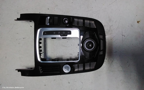 AUDI A4 RADIO/CD/DVD/SAT/TV, MMI CONTROLS, B8 8K, P/N 8T0919609G, 02/2008 - 01/2016 - Image 1