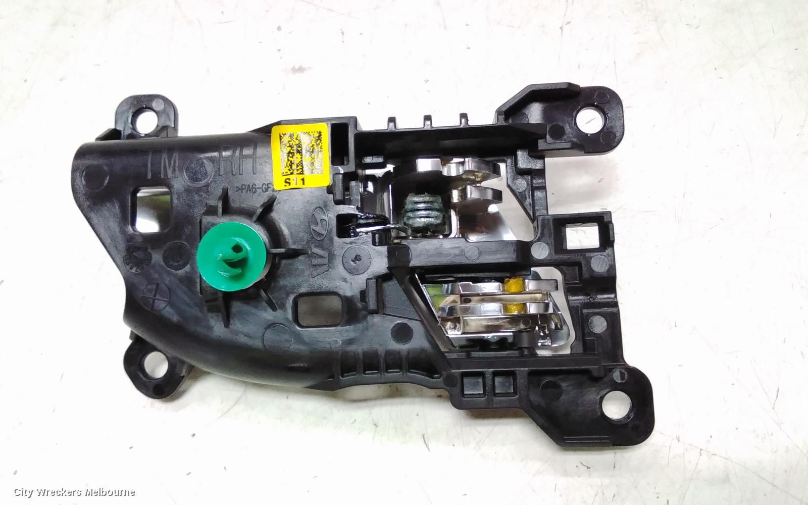 HYUNDAI SANTA FE DOOR HANDLE, INNER, RH FRONT, TM, 04/2018 ONWARDS - Image 3
