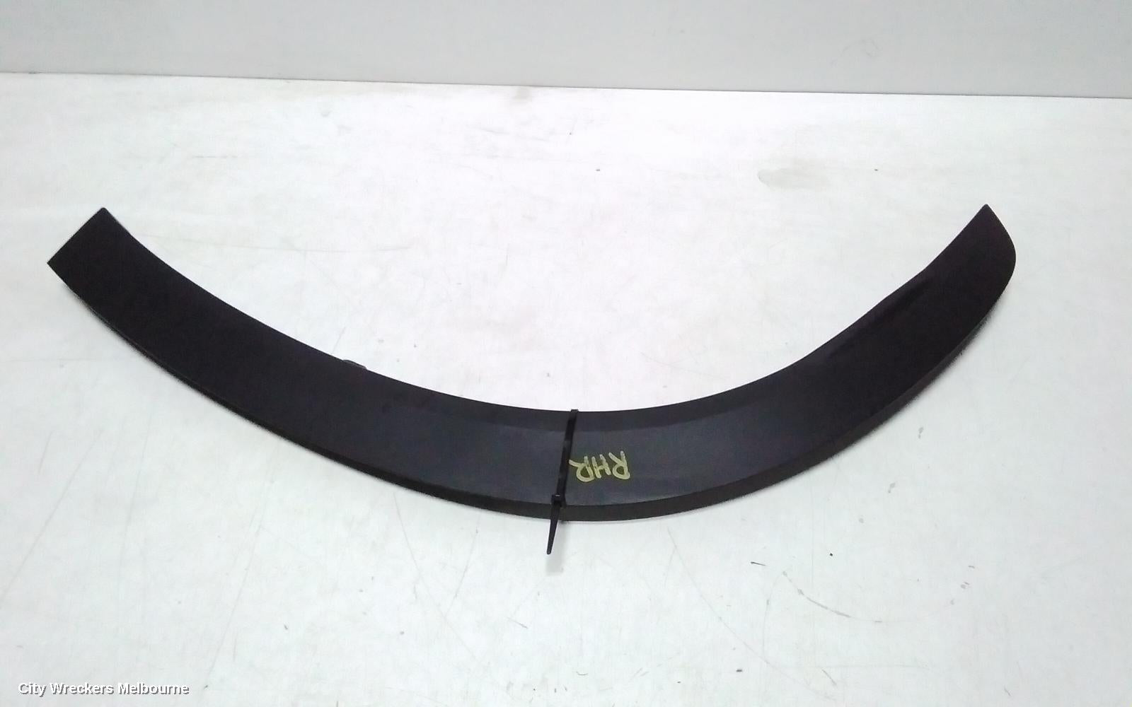 TOYOTA KLUGER WHEEL ARCH FLARE, XU70 SERIES, 03/2021 ONWARDS - Image 2