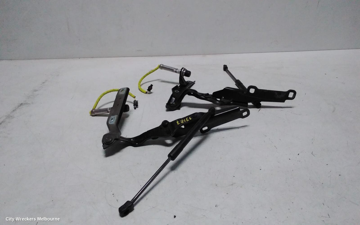 CHRYSLER 300C BONNET HINGE/STRUT, HINGES (PAIR), LX, 12/2011 - 12/2021 - Image 3