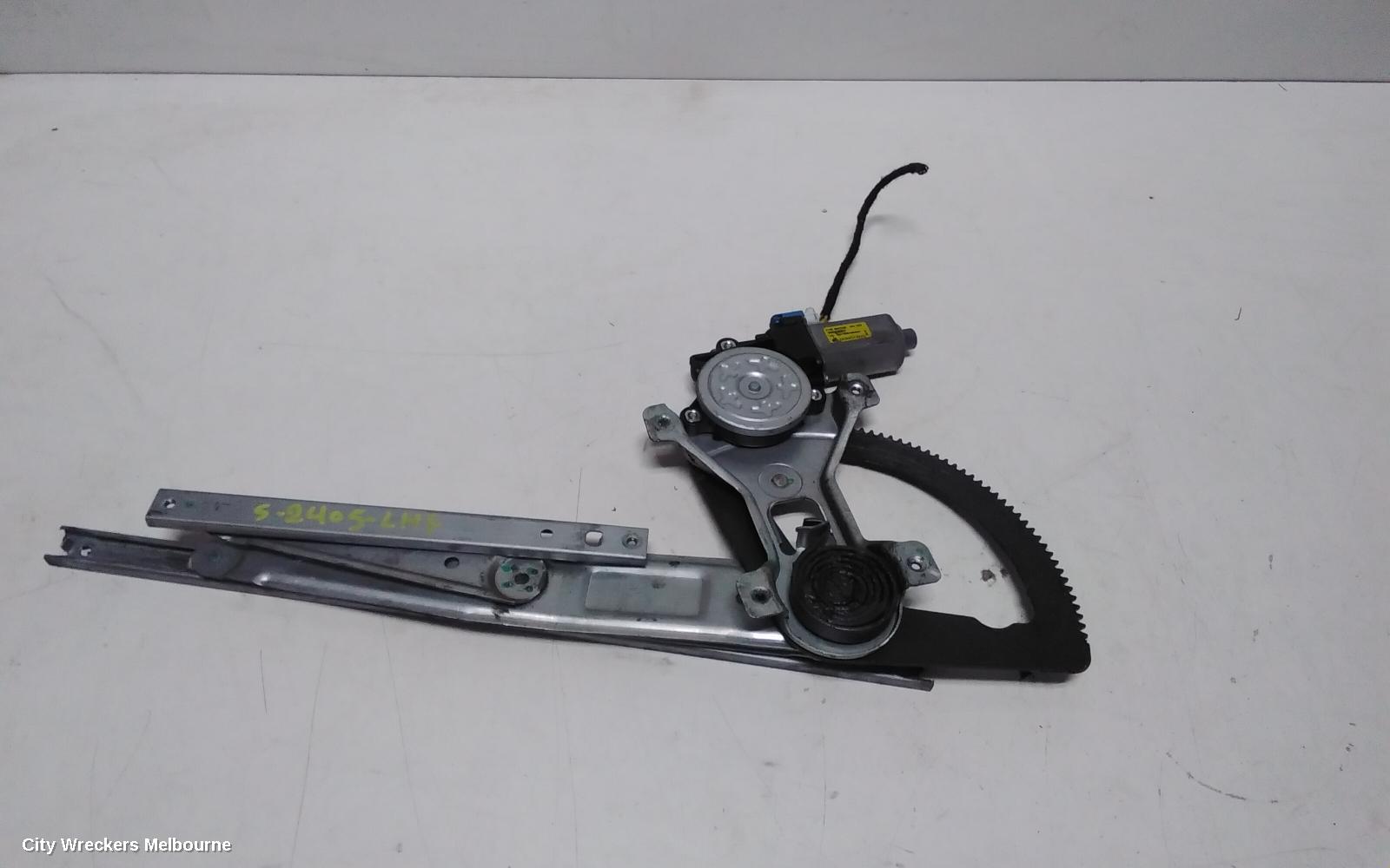 LDV V80 LEFT FRONT WINDOW REG/MOTOR, VAN, 01/2013 ONWARDS - Image 2