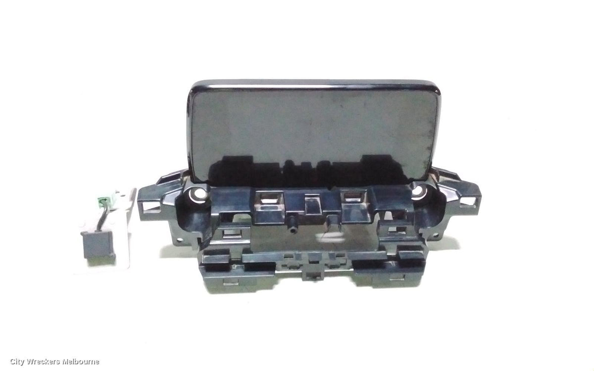 MAZDA CX8 RADIO/CD/DVD/SAT/TV, DISPLAY UNIT, 10.25IN SCREEN ONLY, KG, 05/2018 - 12/2023 - Image 1