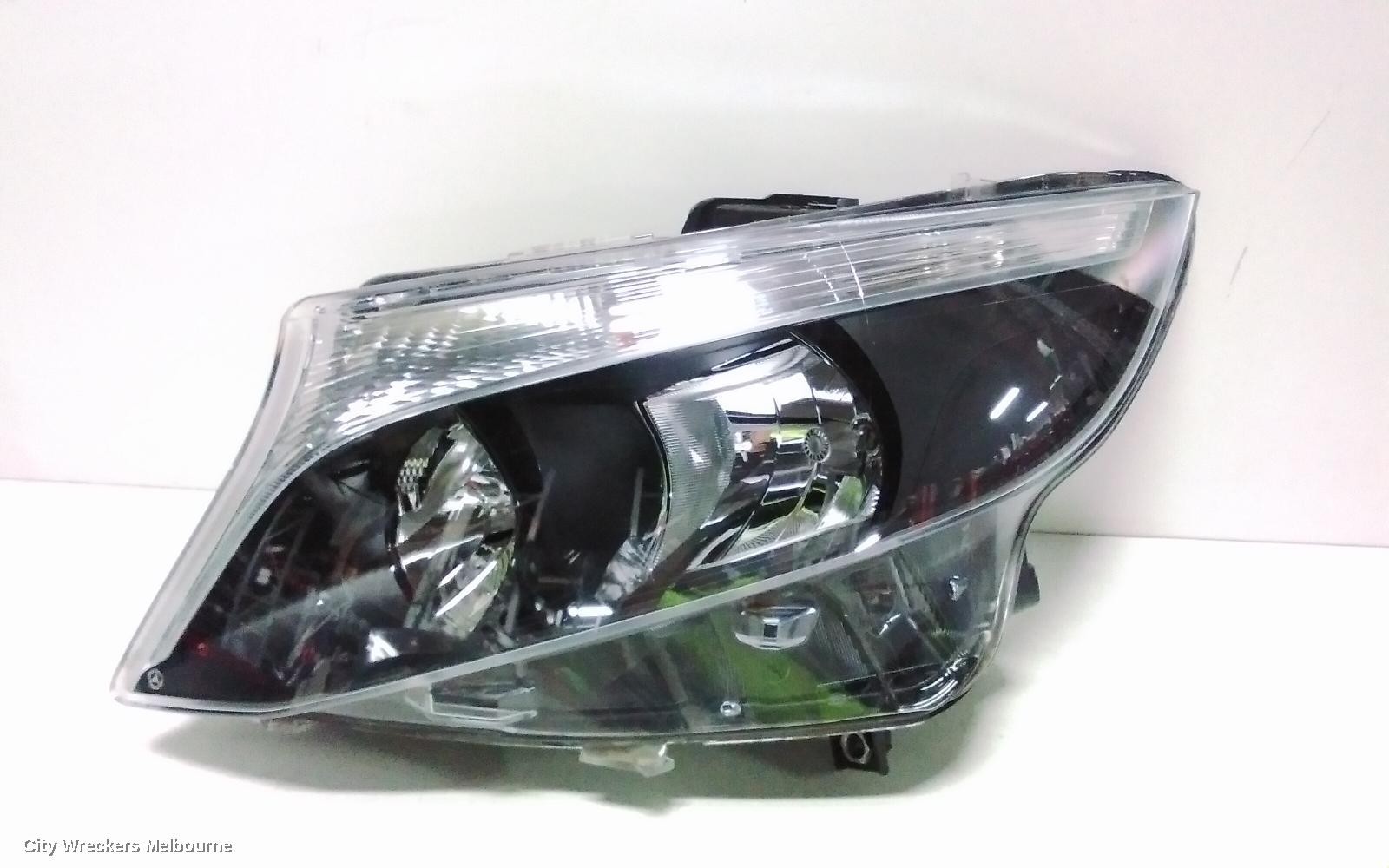 MERCEDES VITO LEFT HEADLAMP, 447, HALOGEN, BLACK INSERT TYPE, 03/2015 ONWARDS - Image 2