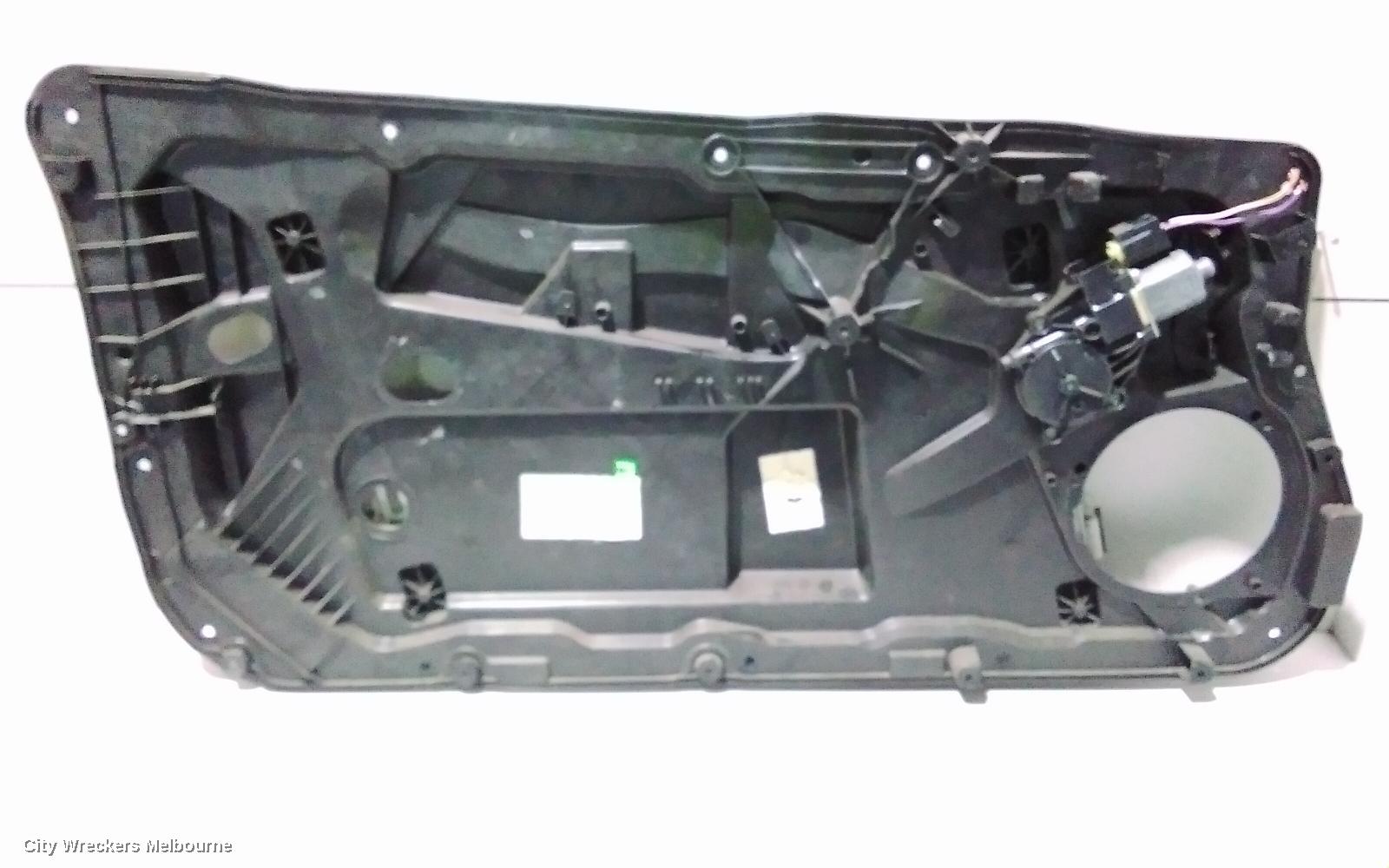 FORD FIESTA LEFT FRONT WINDOW REG/MOTOR, WS, 3DR HATCH, 07/2008 - 12/2012 - Image 1