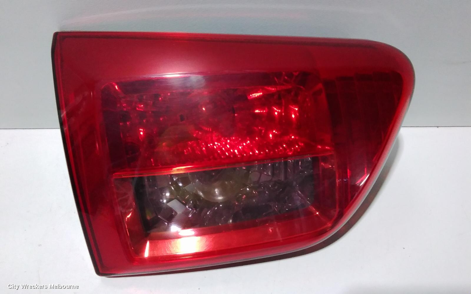 PEUGEOT 4007 REAR GARNISH, TAILGATE LAMP (LH SIDE), 10/2009 - 08/2013 - Image 2