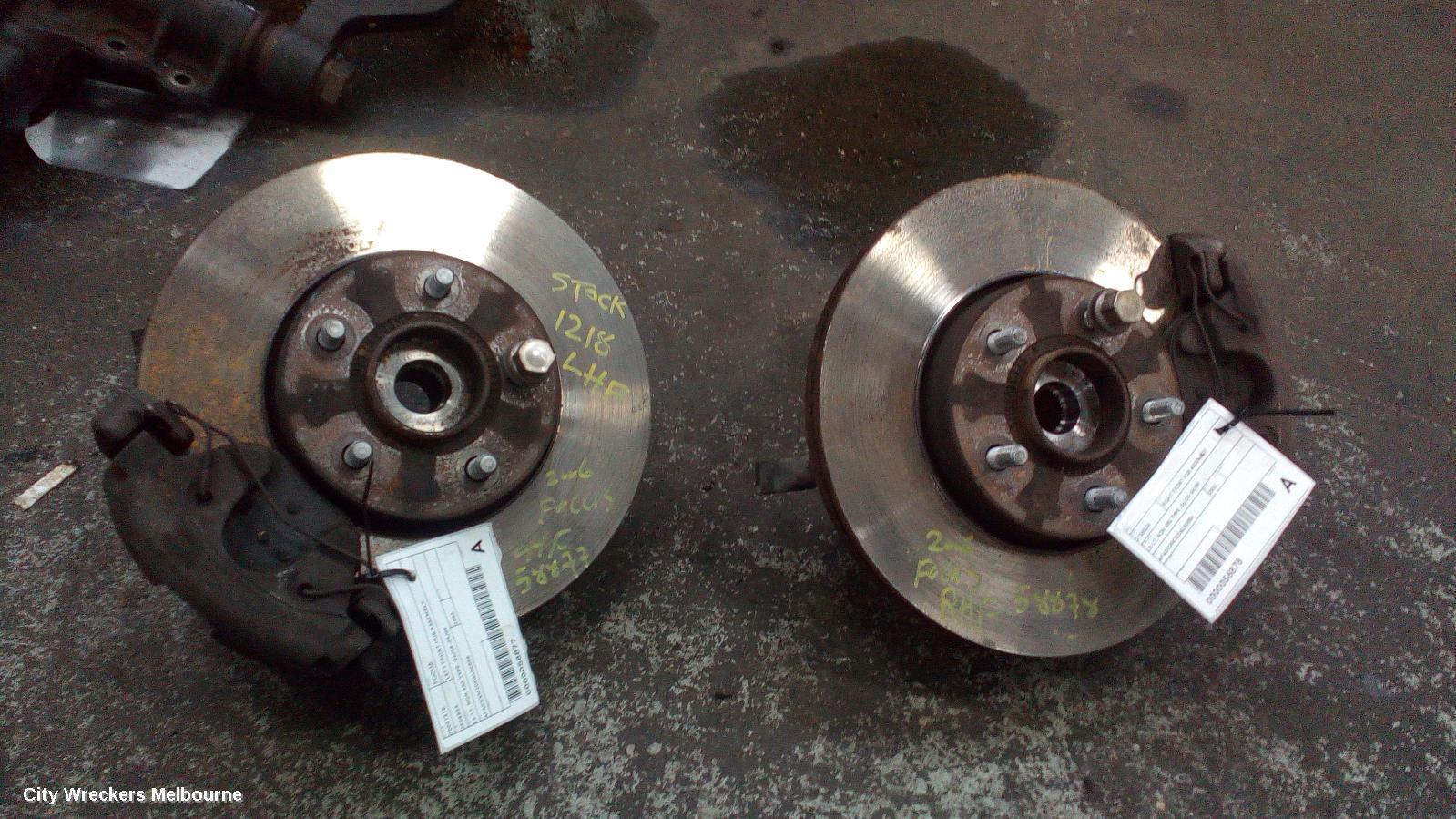 FORD FOCUS LEFT FRONT HUB ASSEMBLY, LS-LT, NON ABS TYPE, 06/2005 - 04/2009 - Image 2