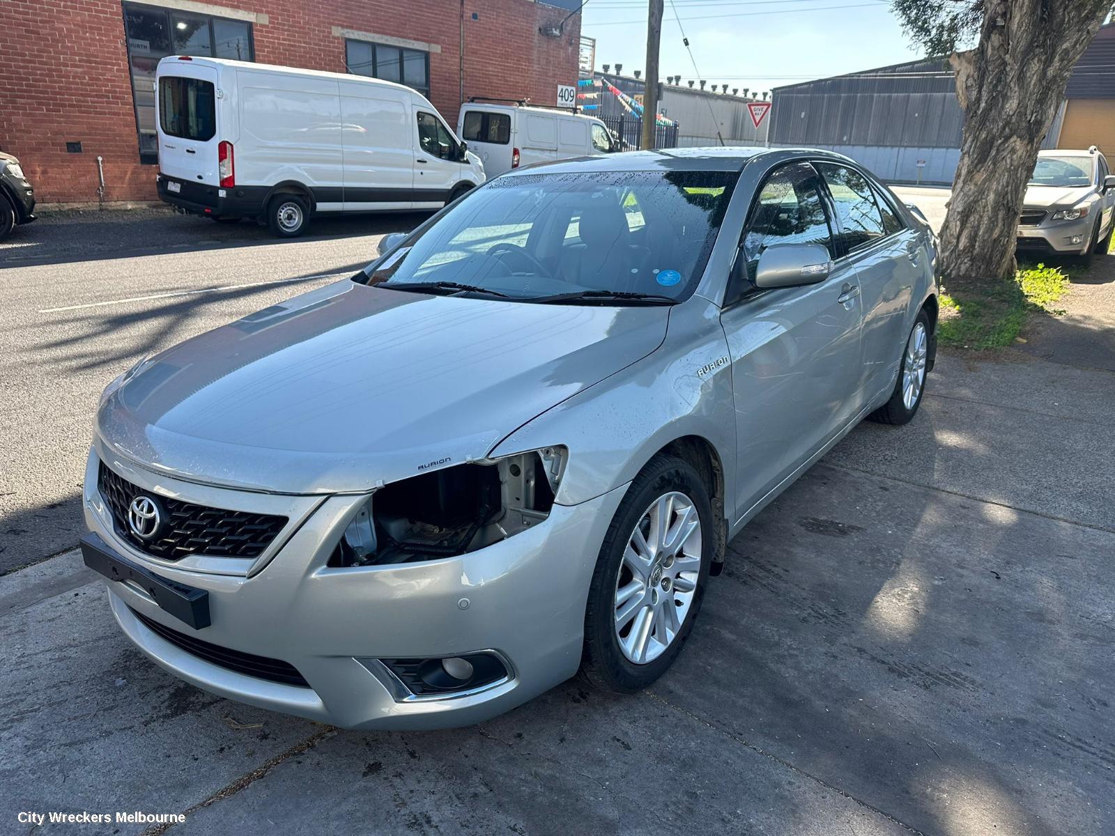 TOYOTA AURION RIGHT FRONT DOOR, GSV40R, 09/2009 - 03/2012 - Image 2