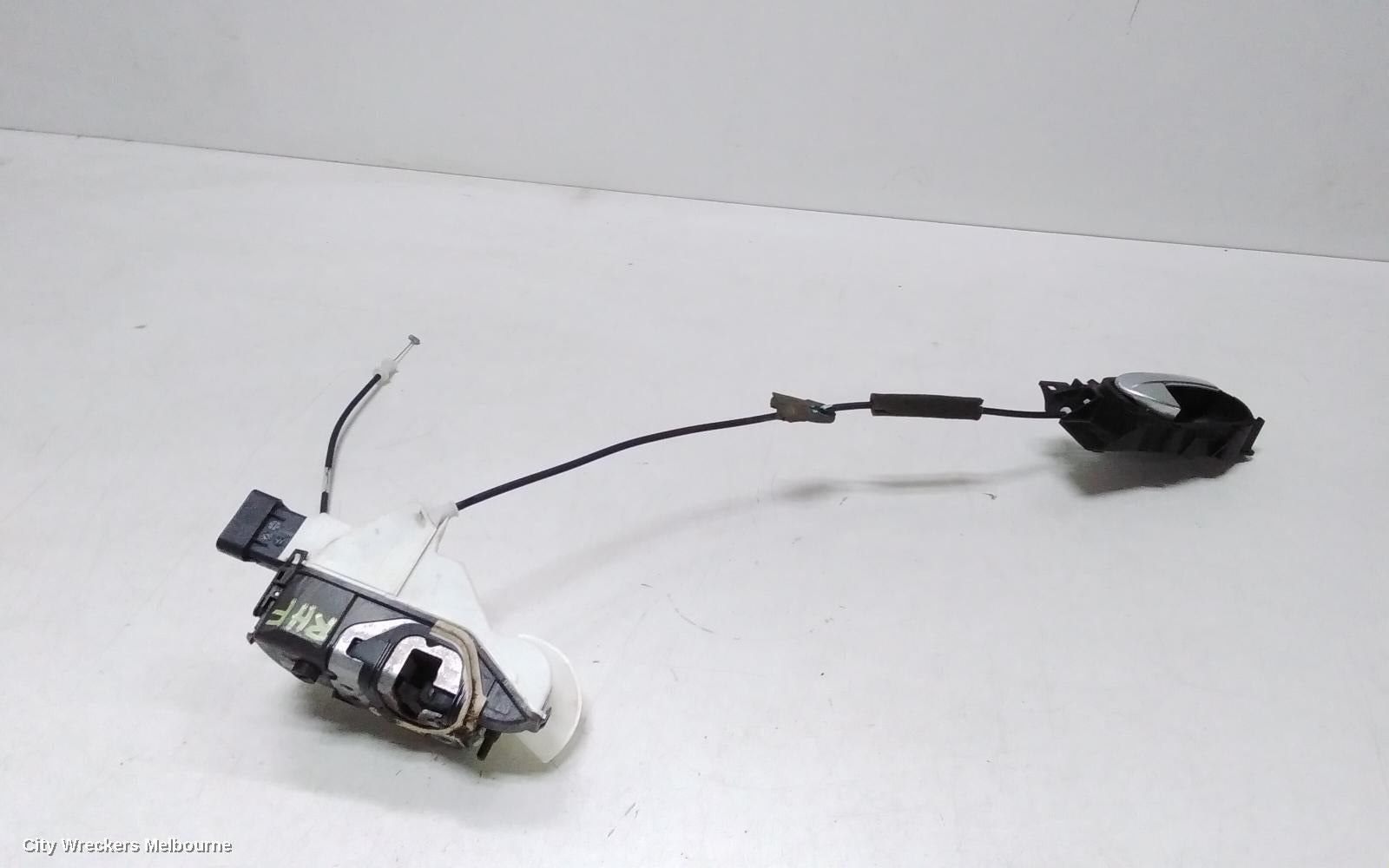 PEUGEOT 508 DOOR/BOOT/GATE LOCK, RIGHT FRONT DOOR LOCK, NON DEADLOCK TYPE, 05/2011 - 09/2016 - Image 1