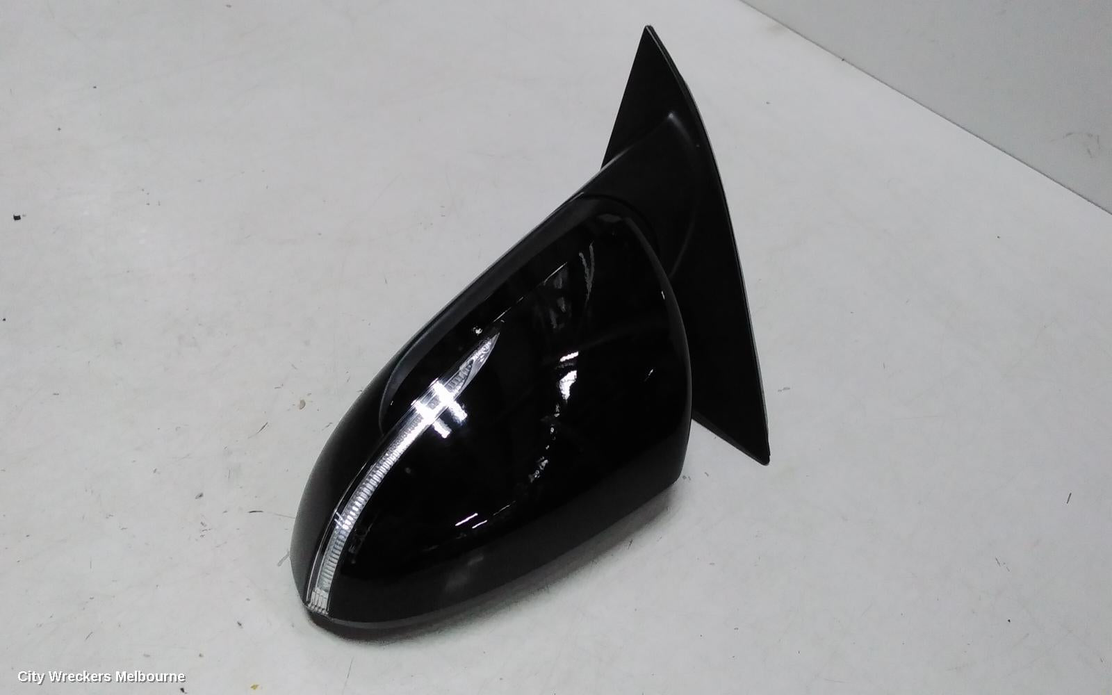 HYUNDAI I30 LEFT DOOR MIRROR, PD, HATCH (S.KOREA VIN KMHH), POWER FOLD, W/ INDICATOR, NON BLIND SPOT TYPE, 03/2017 ONWARDS - Image 2