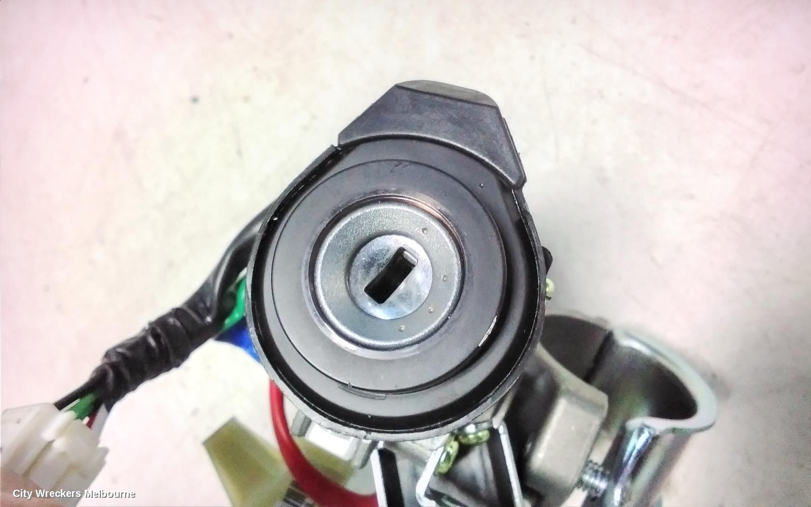 HYUNDAI I30 IGNITION W/ KEY, PD, HATCH, 03/2017 ONWARDS - Image 3