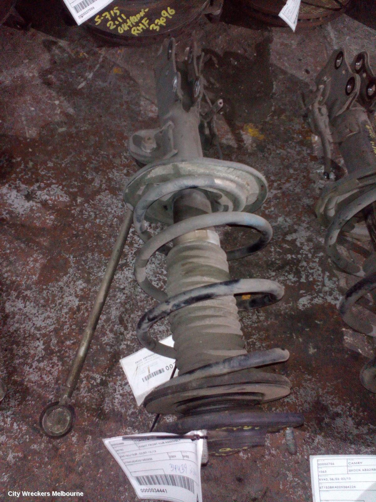 TOYOTA COROLLA RIGHT FRONT HUB ASSEMBLY, ZRE152/20153R, 03/2007 - 12/2013 - Image 3