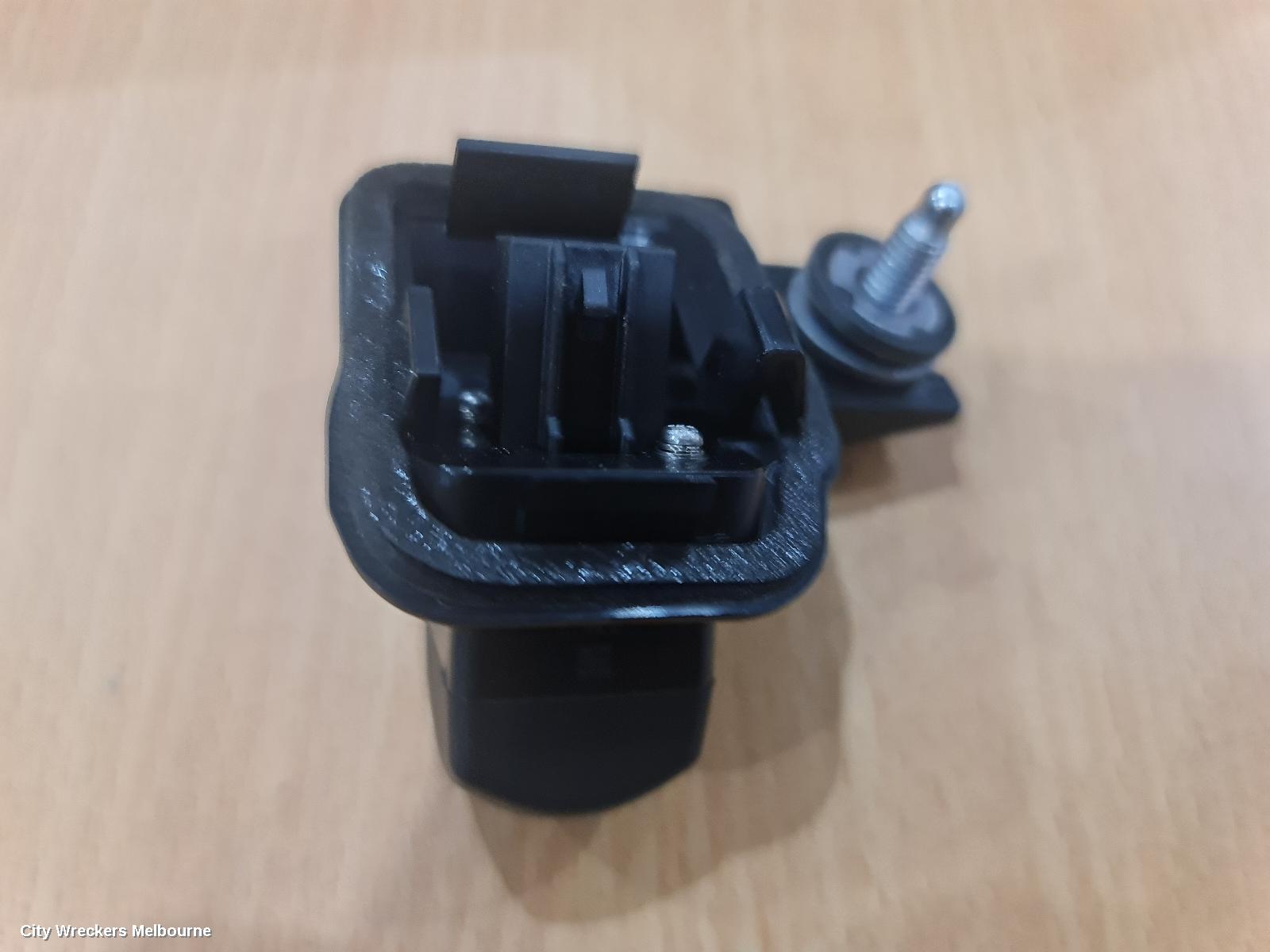 TOYOTA COROLLA REVERSE CAMERA, REVERSE CAMERA, ZRE182R, 10/2012 - 06/2018 - Image 3