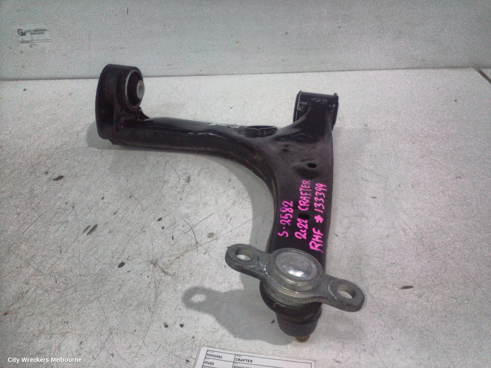 VOLKSWAGEN CRAFTER RIGHT FRONT LOWER CONTROL ARM, SY1, 08/2017 ONWARDS - Image 1
