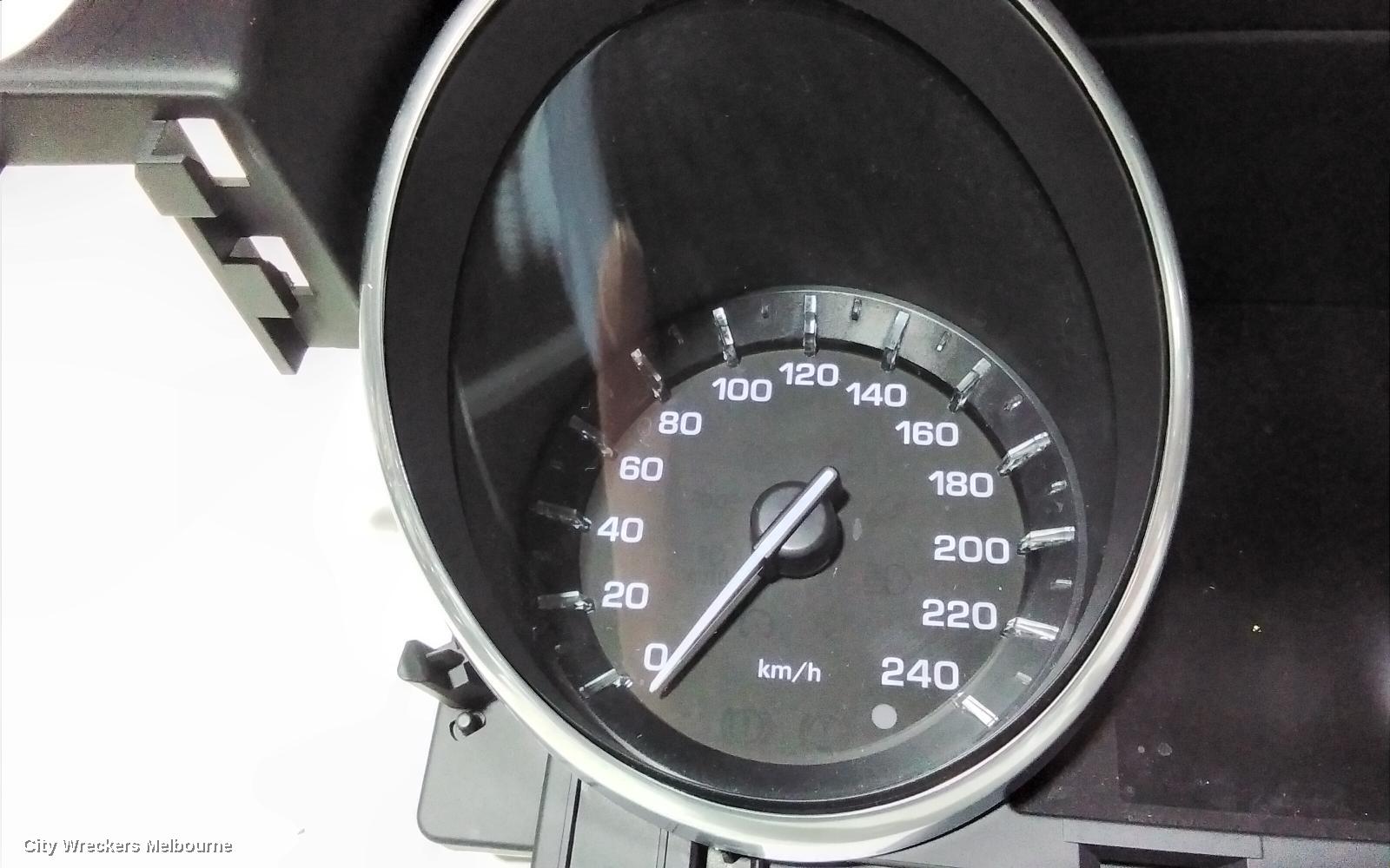LAND ROVER DISCOVERY SPORT INSTRUMENT CLUSTER, DIESEL, AUTO T/M, L550, 01/2015 - 06/2019 - Image 2
